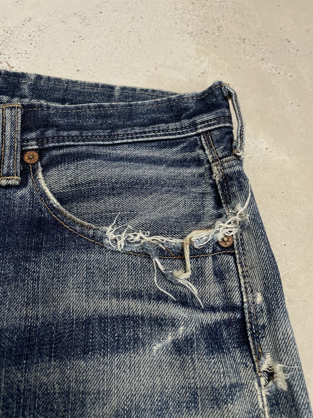 Paul Smith × Paul Smith Red Ear Paul Smith Red Ear Selvedge Distressed Denim Pants (A10) Size US 31 - 13 Thumbnail