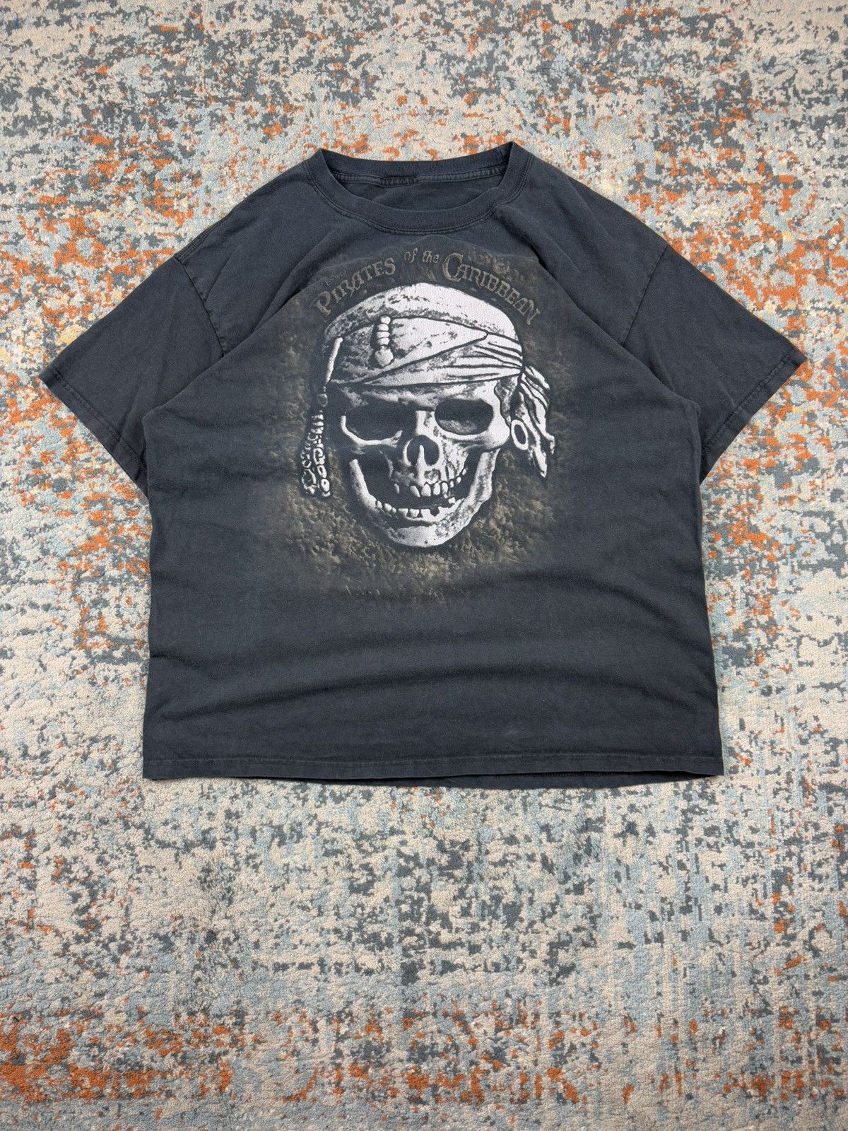 Vintage Vintage 00s Pirates of the Caribbean movie promo graphic tee Size US XL / EU 56 / 4 - 1 Thumbnail