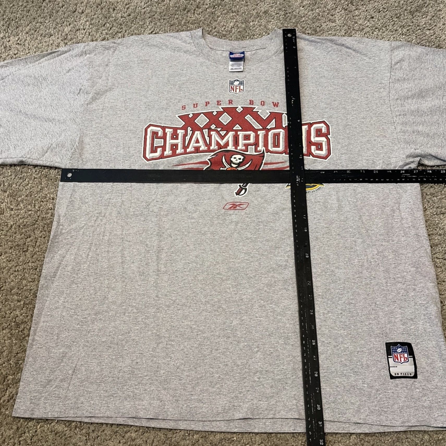 Reebok VINTAGE Tampa Bay Buccaneers Super Bowl XXXVII Champs 2003 NFL T-Shirt 2XL Reebok Mens Gray Size US XXL / EU 58 / 5 - 5 Thumbnail