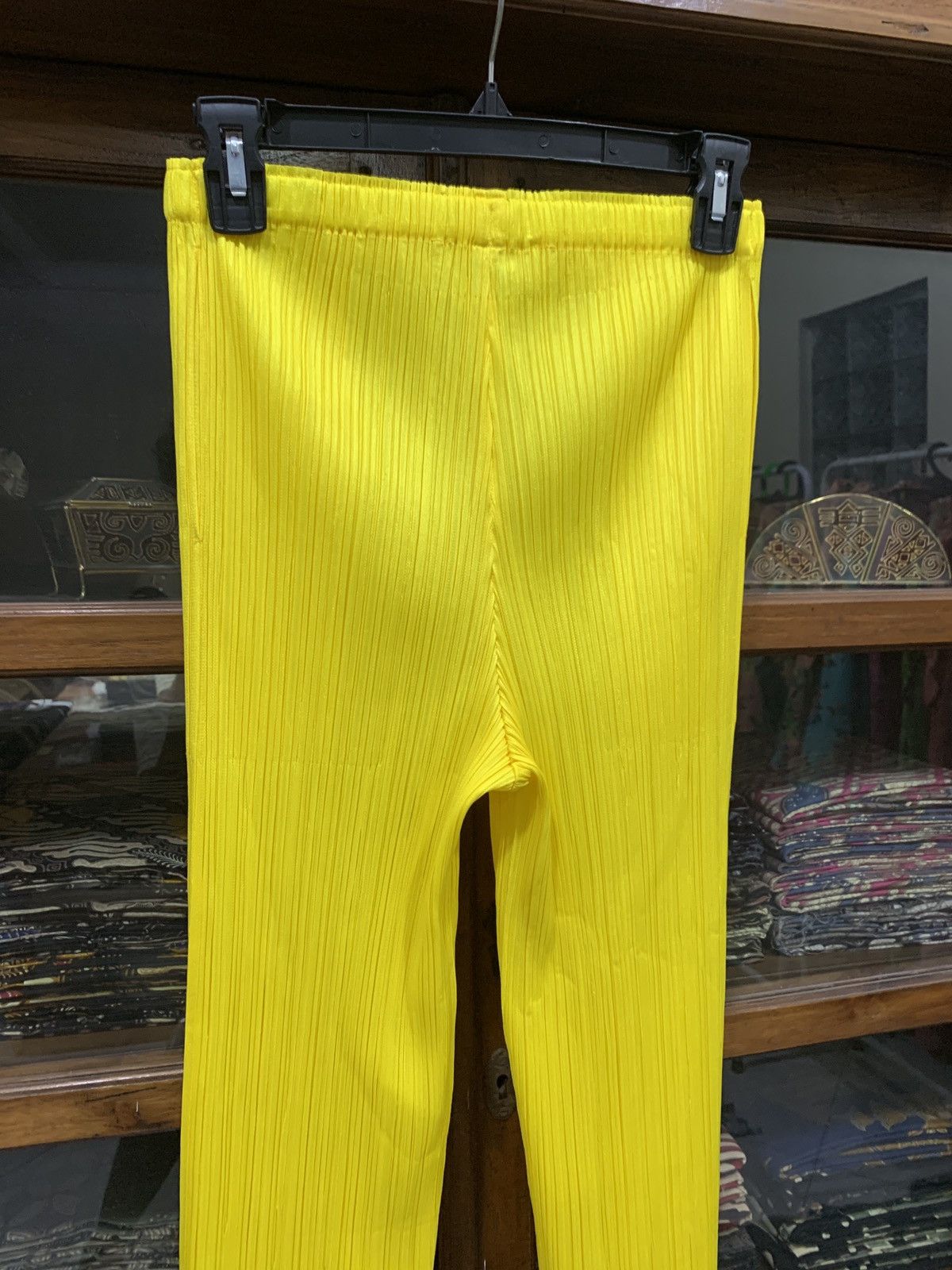 Pleats Please Issey Miyake 🔥SOLD🔥Pleats Please Issey Miyake Pants Size 28" / US 6 / IT 42 - 3 Thumbnail