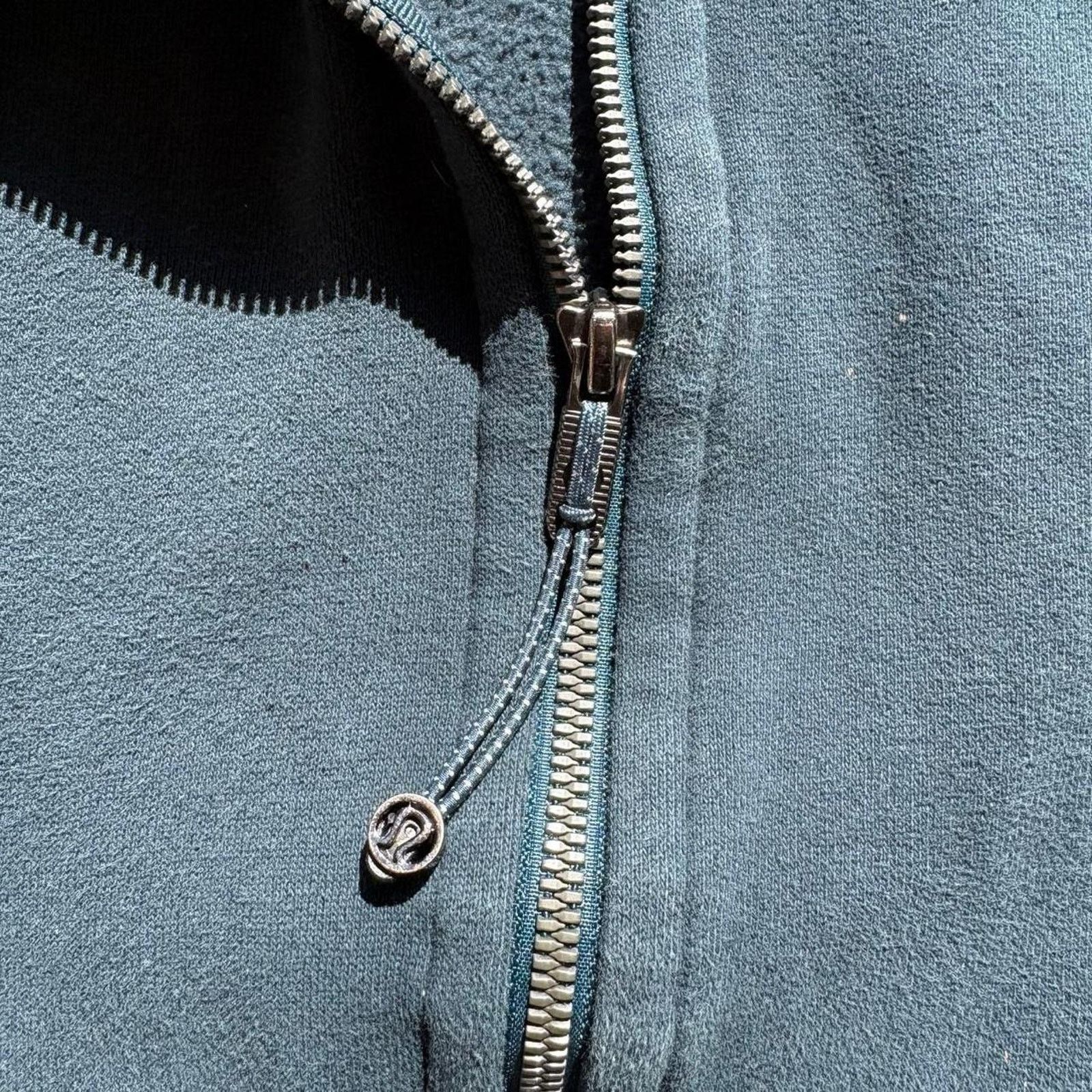 Lululemon Lululemon blue scuba zip up Size XL / US 12-14 / IT 48-50 - 5 Thumbnail