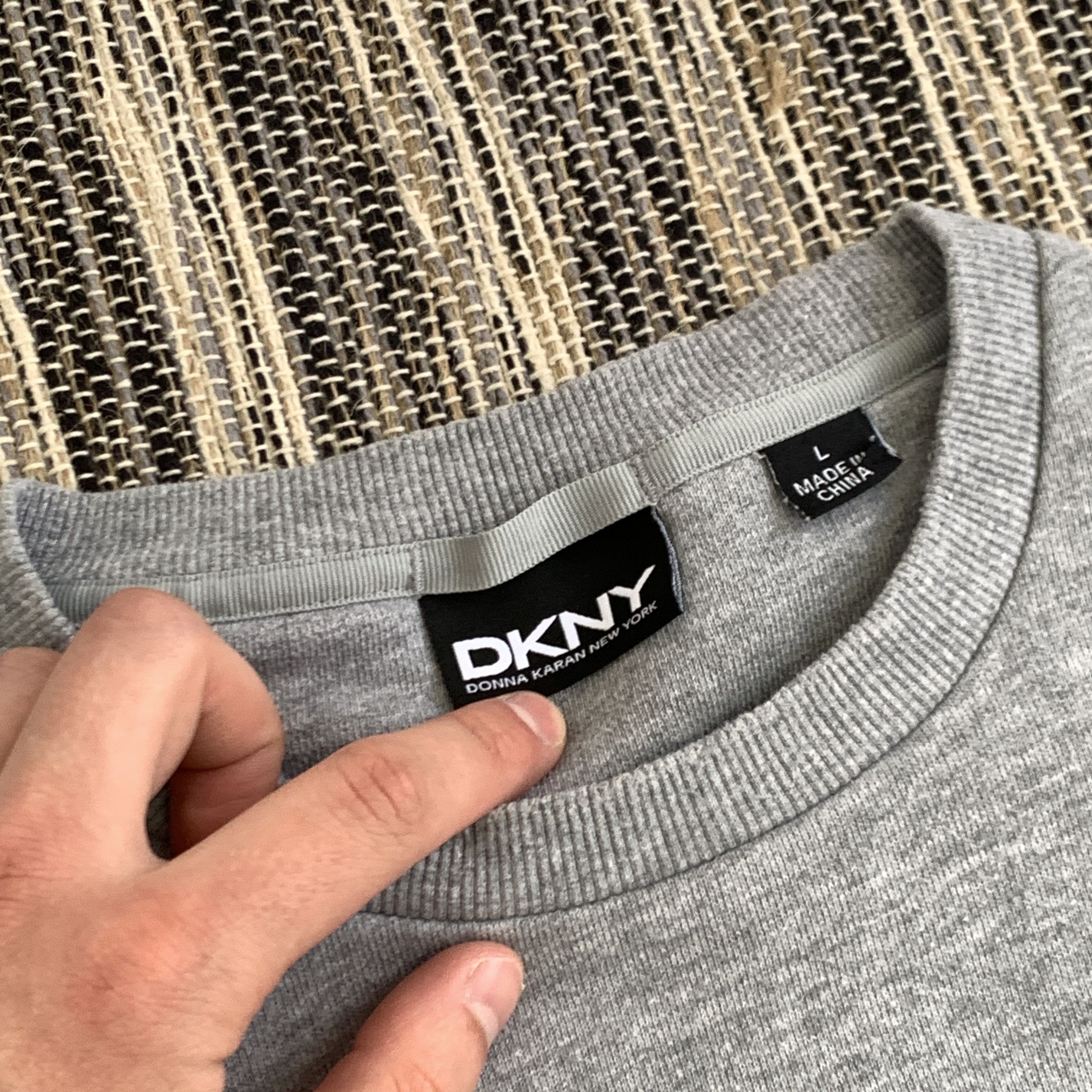 DKNY Vintage DKNY Donna Karan Graphic Grey Crewneck Sweatshirt Size US L / EU 52-54 / 3 - 5 Thumbnail