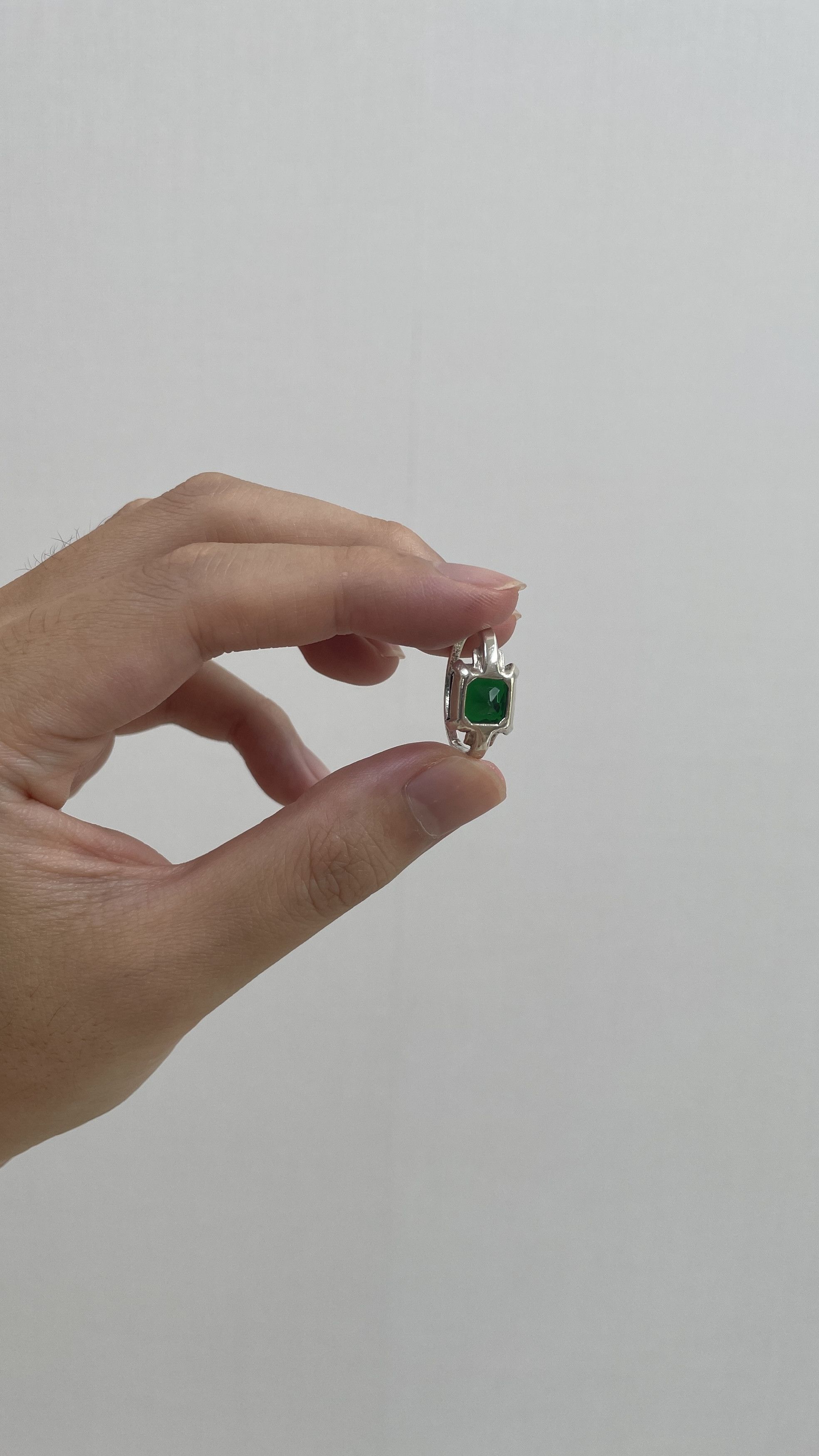 Maison Margiela Martin Margiela Unique! Inside-out Emerald ring. Unisex Size ONE SIZE - 2 Thumbnail