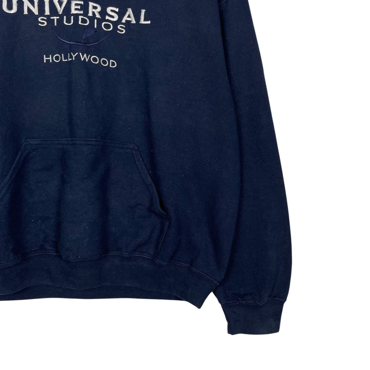 Universal Studios Vintage Universal Studios Hollywood Pullover Hoodie Size US M / EU 48-50 / 2 - 4 Thumbnail