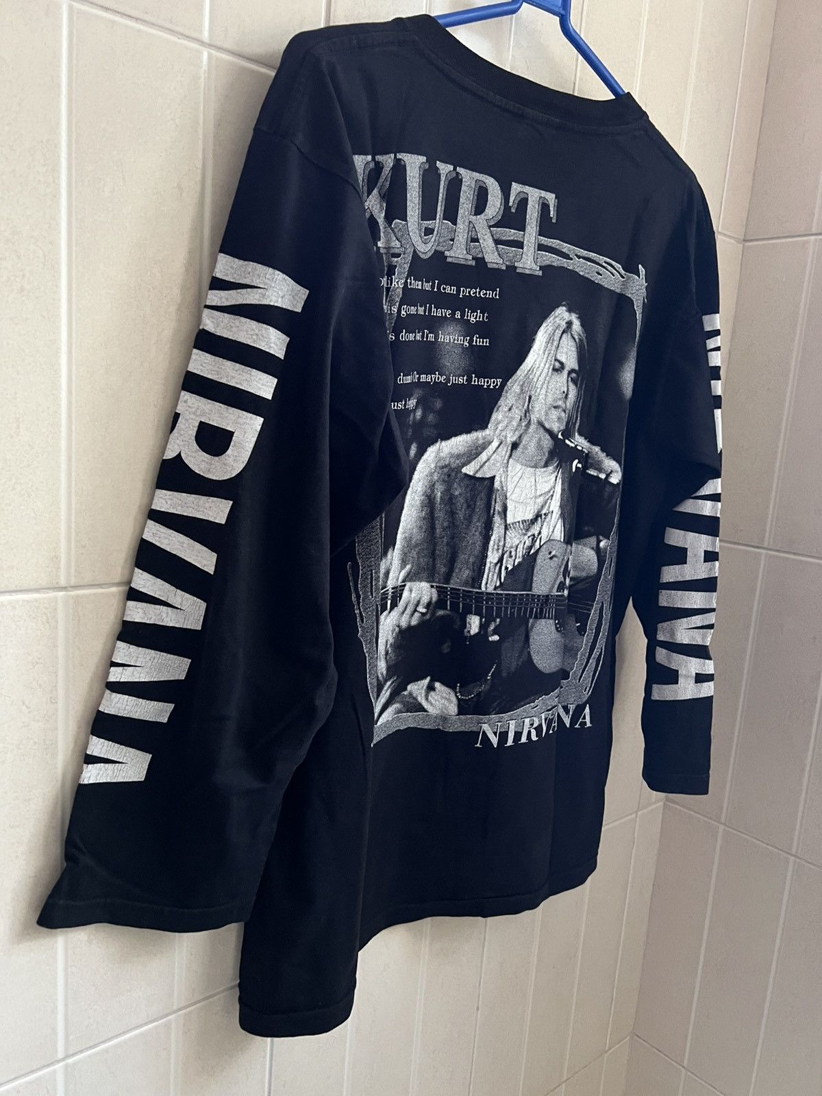 Vintage Vintage Kurt Cobain Nirvana in New York Dumb Lyrics T Shirt Size US XL / EU 56 / 4 - 6 Thumbnail