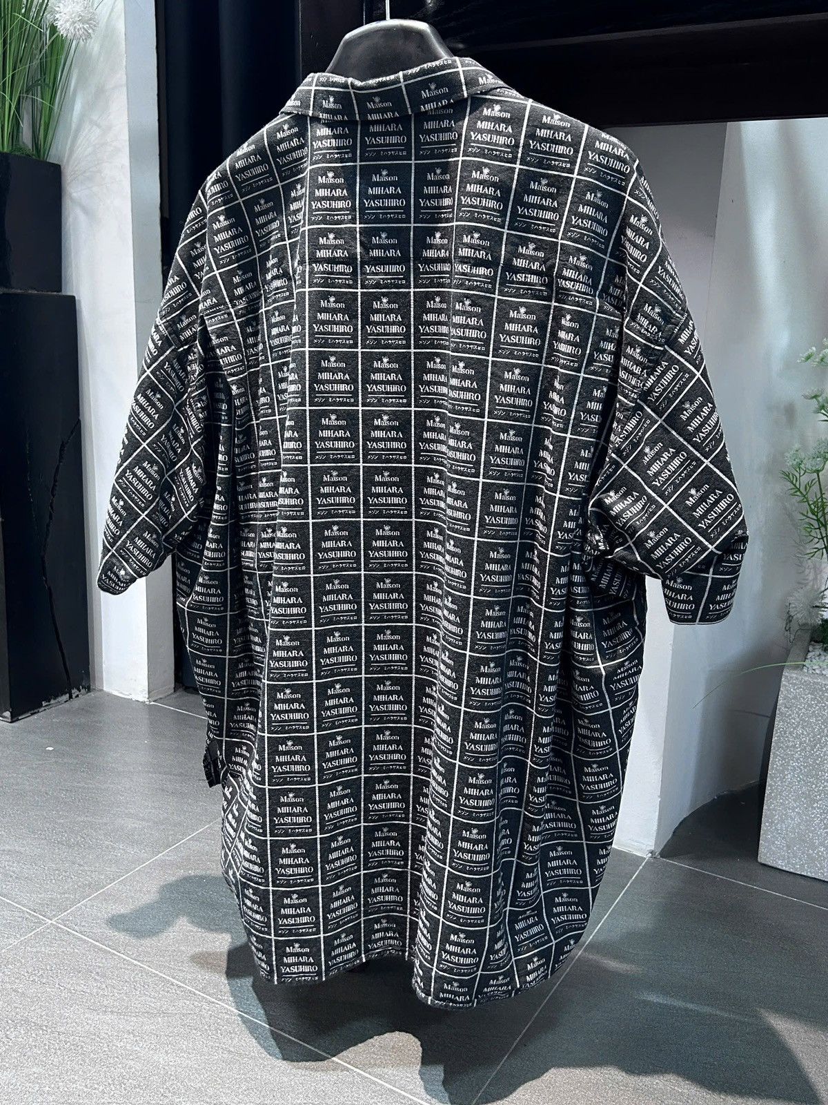 Maison MIHARA YASUHIRO Maison MIHRA YASUHIRO Half Sleeve Shirt Size US S / EU 44-46 / 1 - 2 Thumbnail