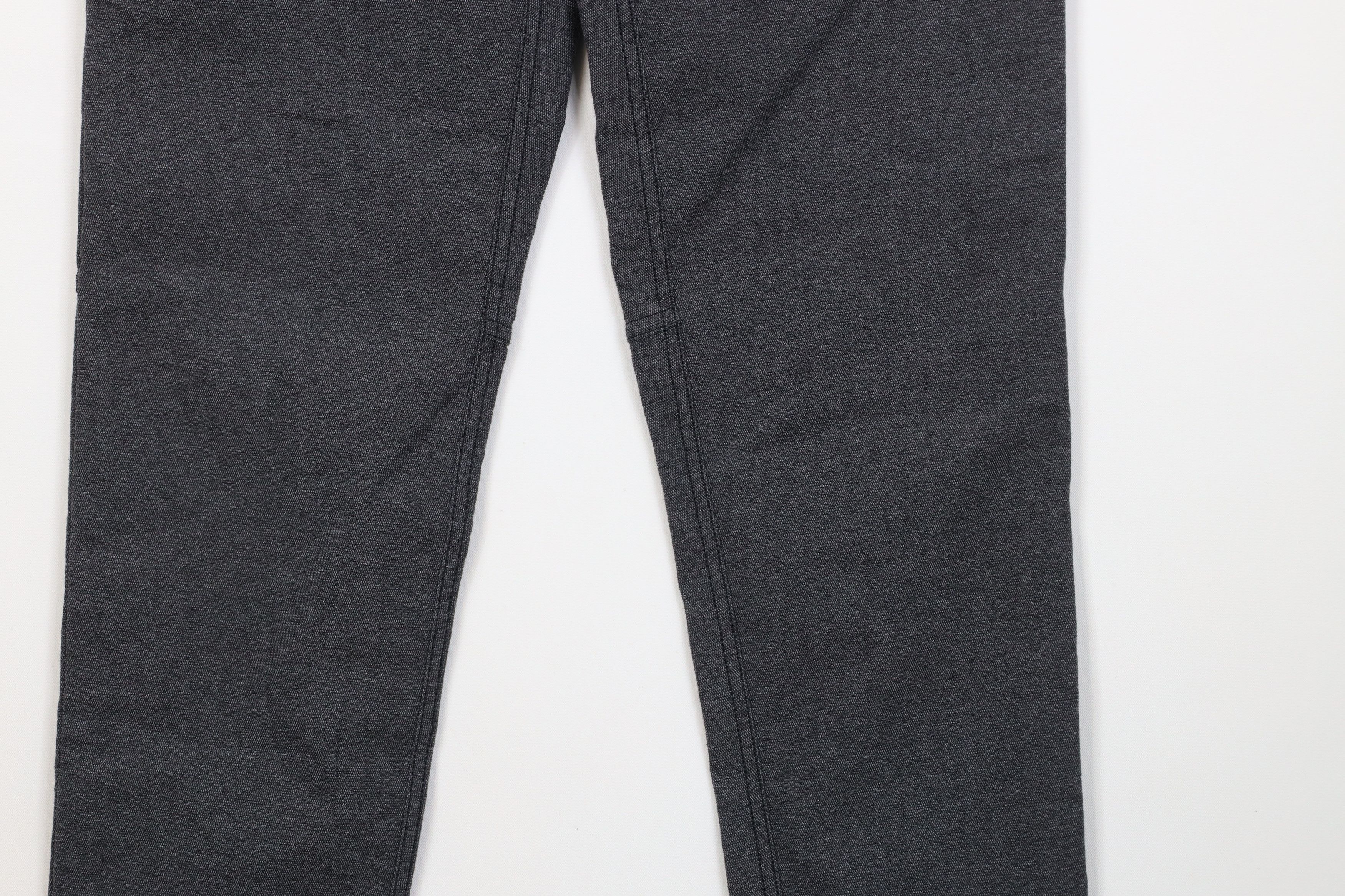Lululemon Lululemon Skinny Leg Knit Chino Pants Trousers Gray Size 28" / US 6 / IT 42 - 4 Thumbnail