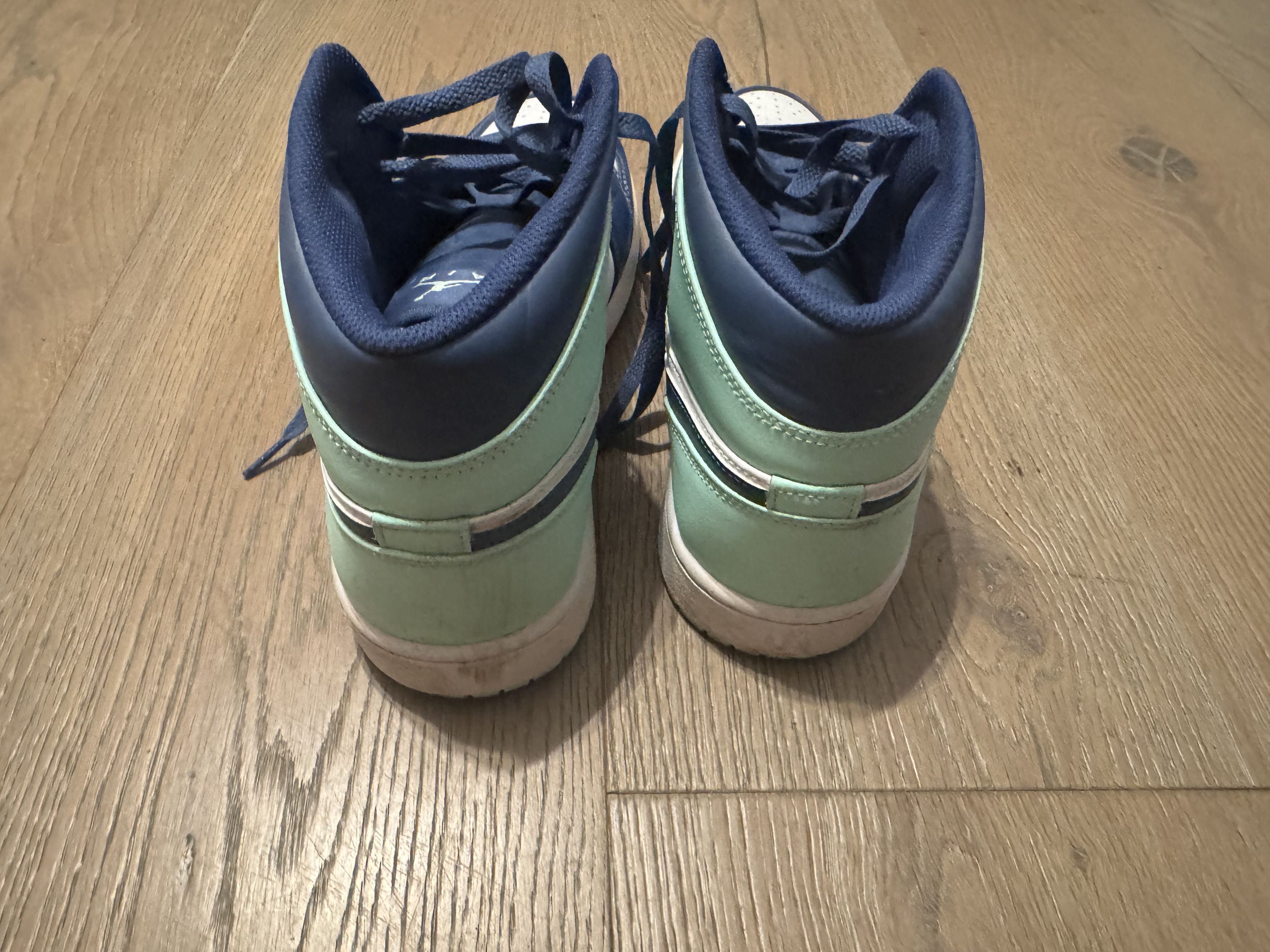 Jordan Brand Air Jordan 1 Mid 'Blue Mint' Size US 12.5 / EU 45-46 - 2 Thumbnail