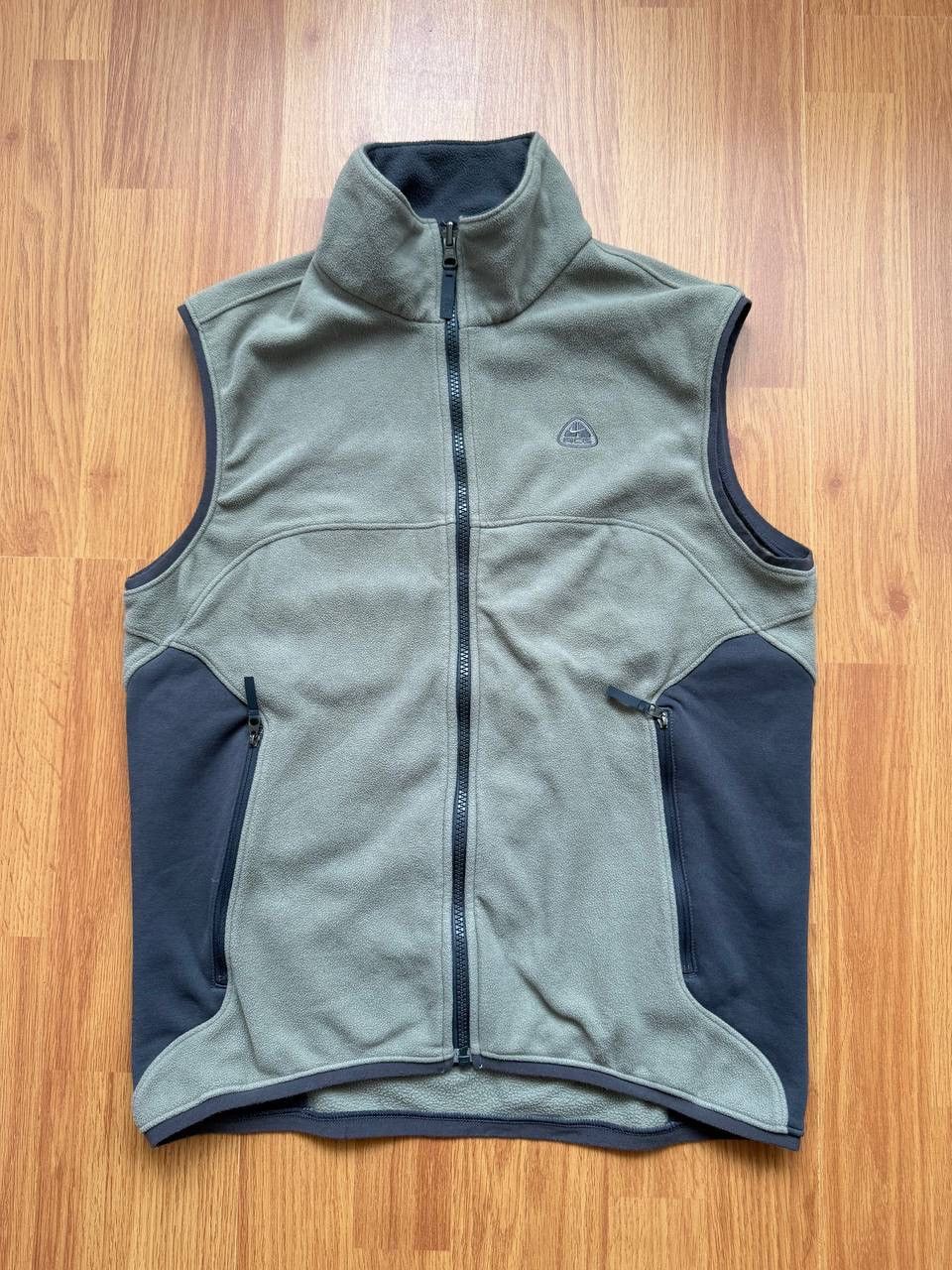 Nike ACG Vintage Nike ACG Fleece Vests Size US S / EU 44-46 / 1 - 1 Thumbnail