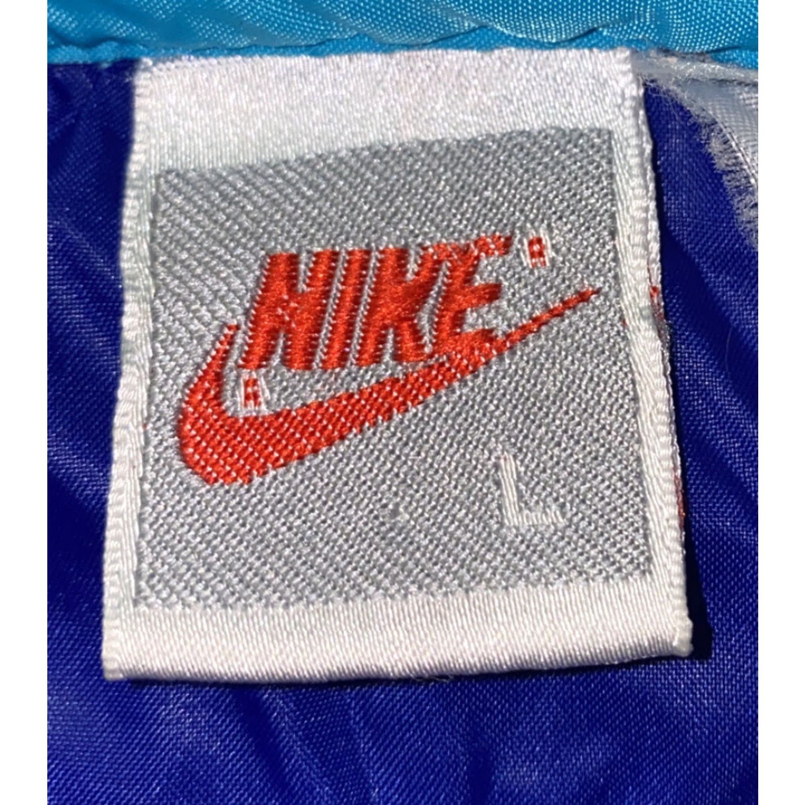 Nike VINTAGE Nike Women’s Full Zip Rain Jacket Size Large Purple Nylon Casual Women Size L / US 10 / IT 46 - 7 Thumbnail