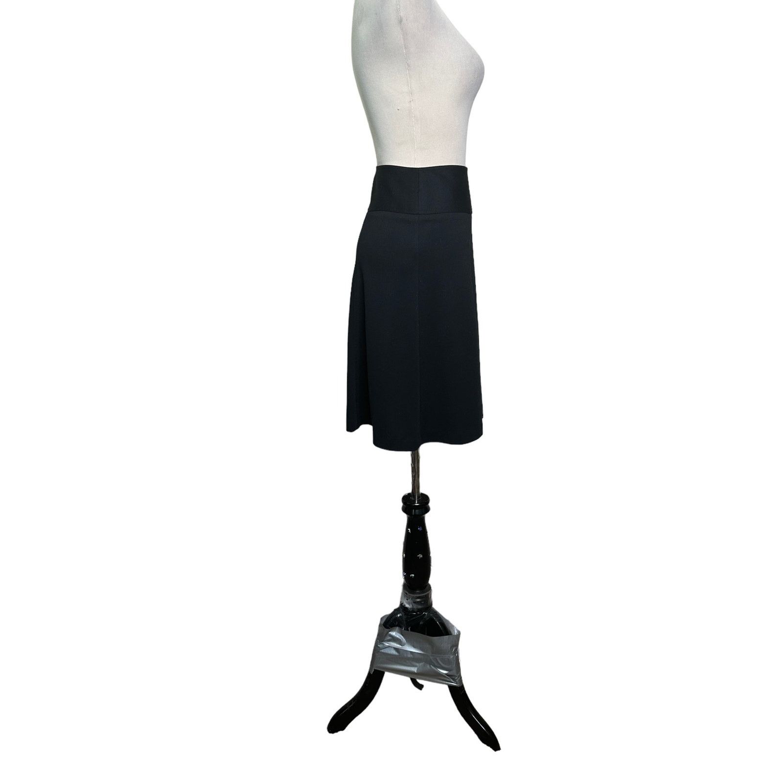 Ann Taylor Ann Taylor black a line mini skirt size 4 Size 27" / US 4 / IT 40 - 8 Thumbnail