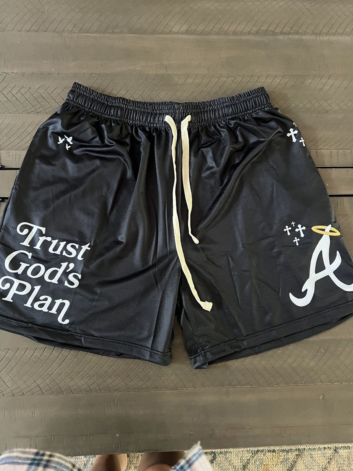 Other Trust God x Atlanta Braves shorts Size US 33 - 1 Preview