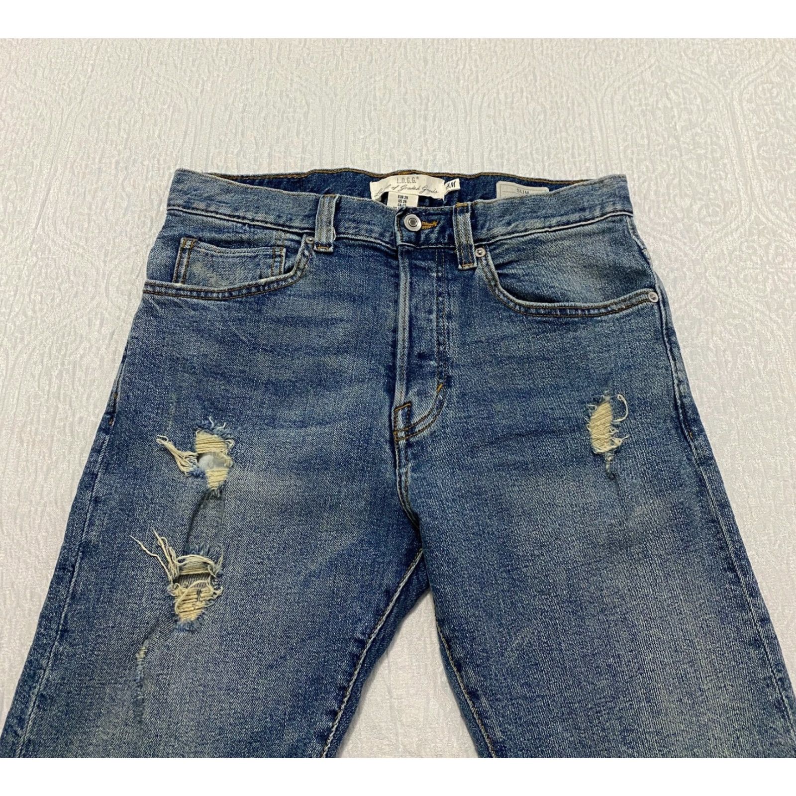 H&M H&M LOGG Jeans Slim Distressed Men Blue 29 Regular Denim Button fly 5-Pocket Design Inseam 32 Slim Fit Jeans Mens Size US 30 / EU 46 - 4 Thumbnail