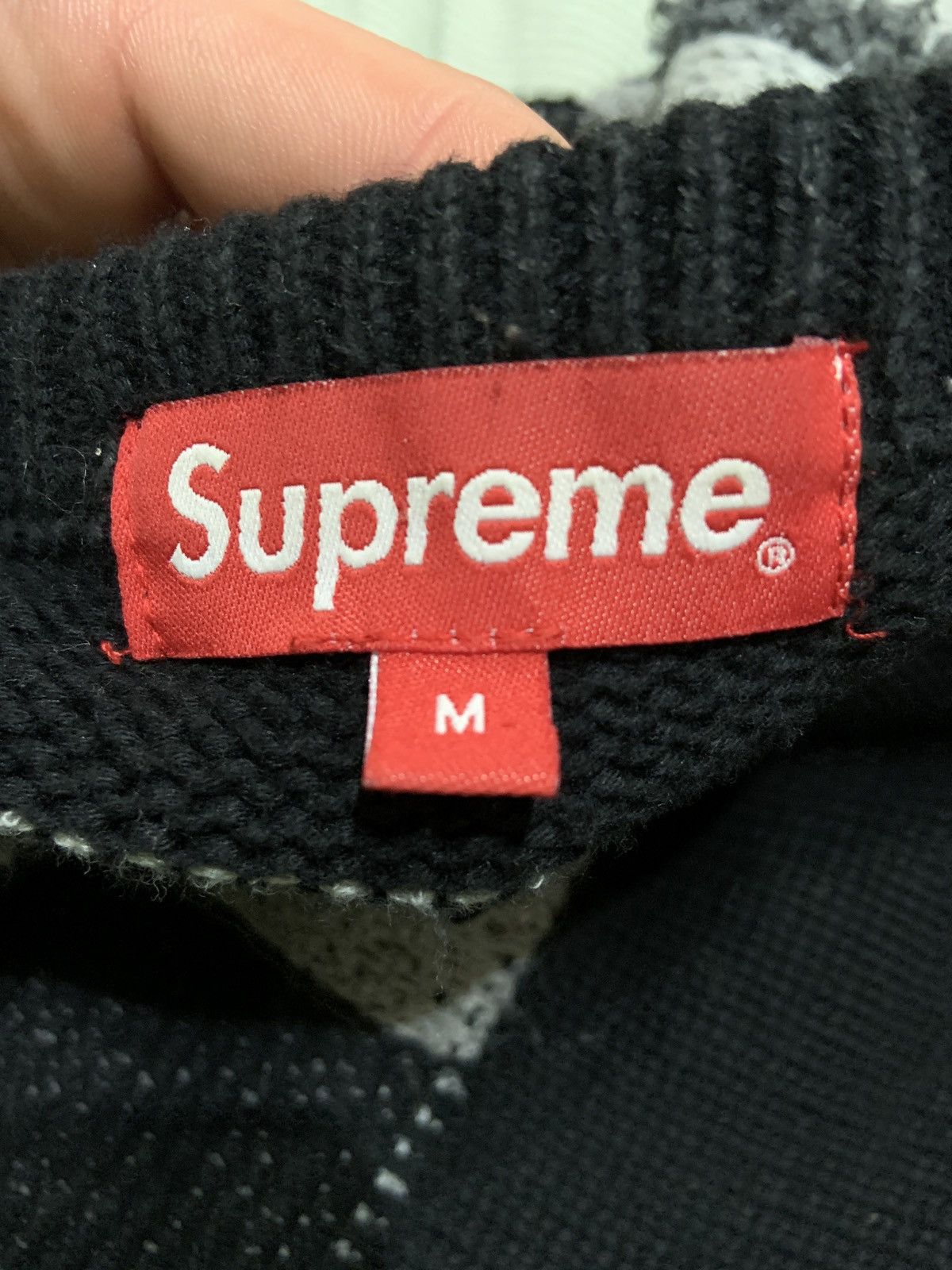 Supreme Embroided Supreme Logo Size US M / EU 48-50 / 2 - 7 Thumbnail