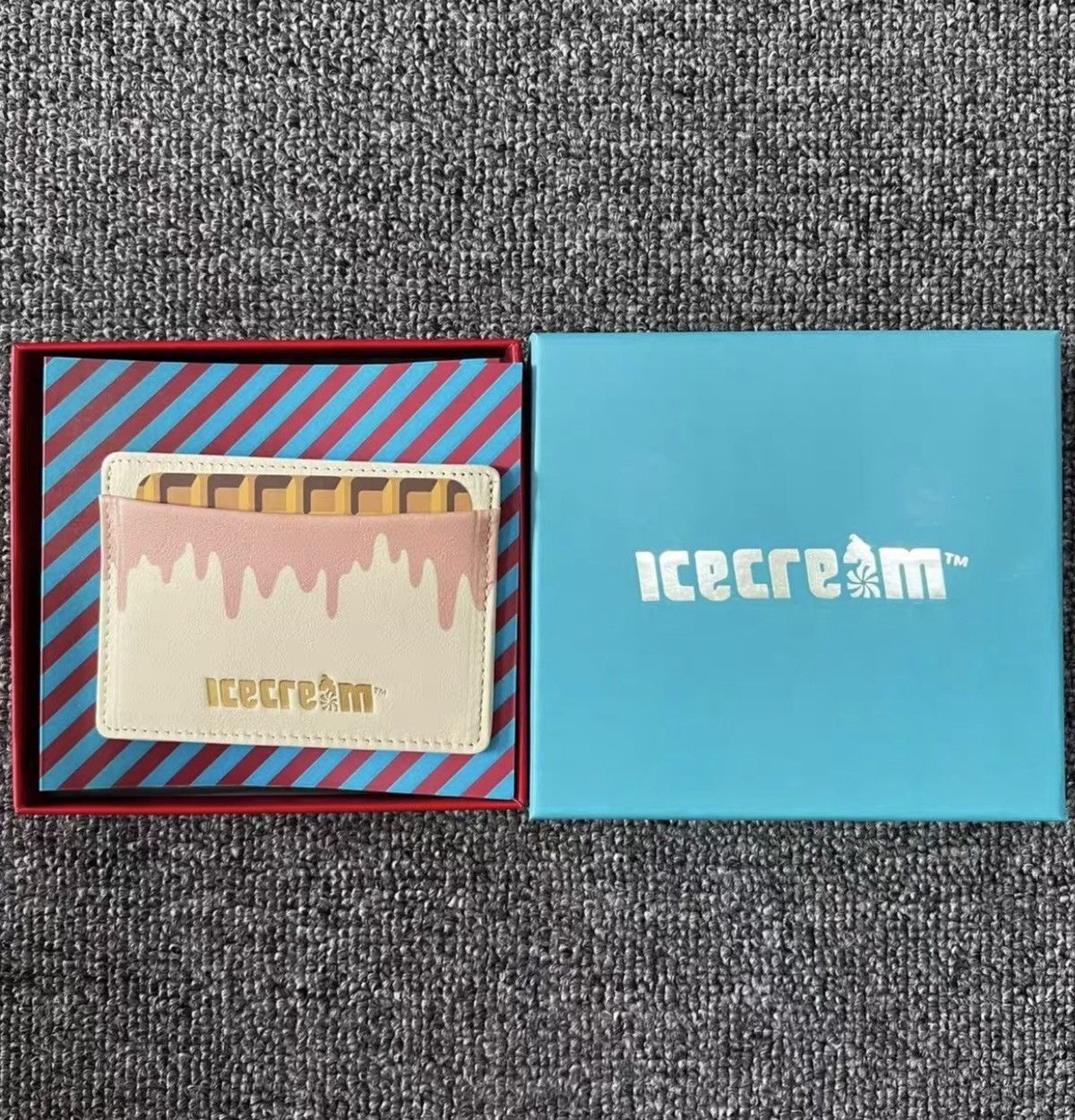 Billionaire Boys Club BBC EU ICECREAM Pink Ice Cream Full-Leather Card Holder Size ONE SIZE - 1 Thumbnail