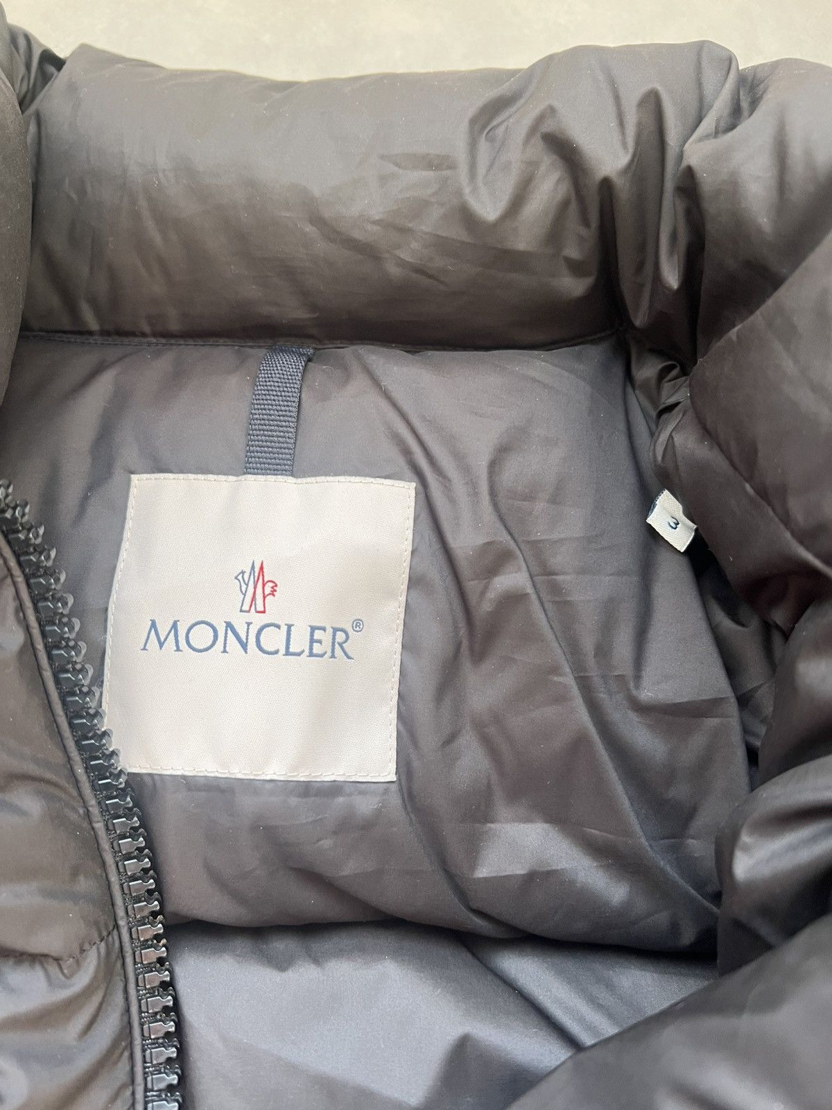 Moncler Moncler Classic Puffer Jacket Black On Black Size US M / EU 48-50 / 2 - 10 Thumbnail