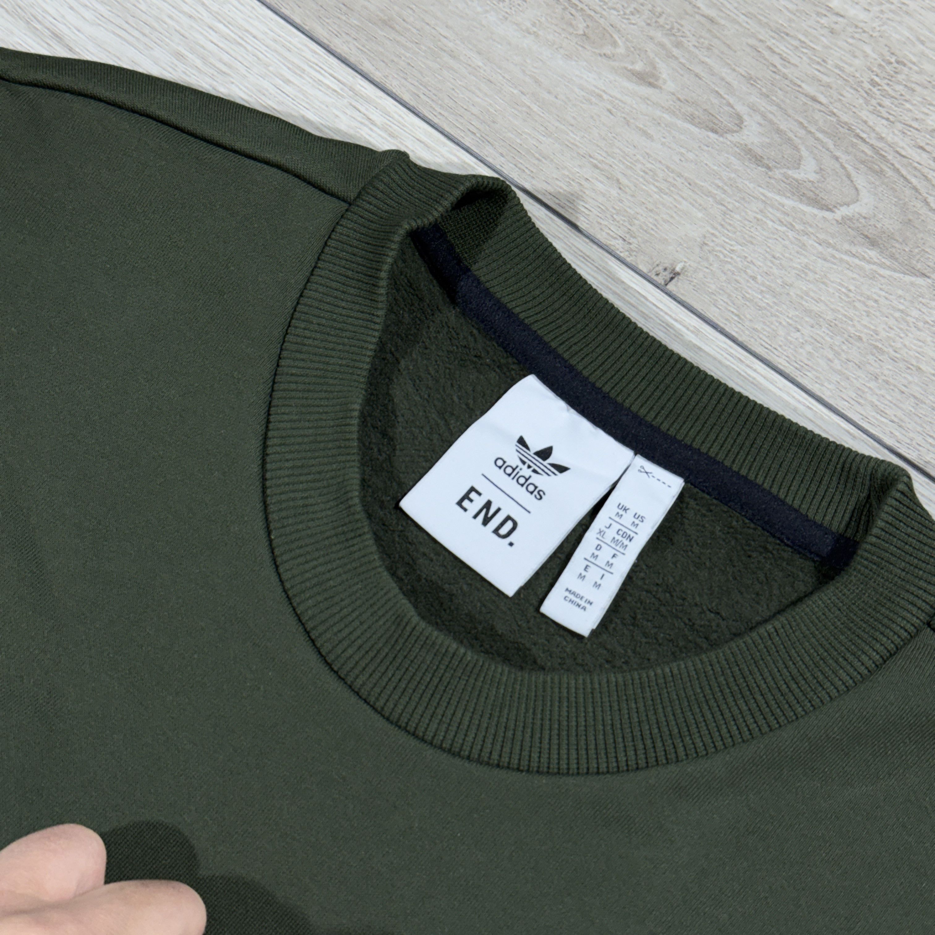 Adidas × END. Adidas x END. Khaki Utility Pocket Sweatshirt Size M Size US M / EU 48-50 / 2 - 5 Thumbnail