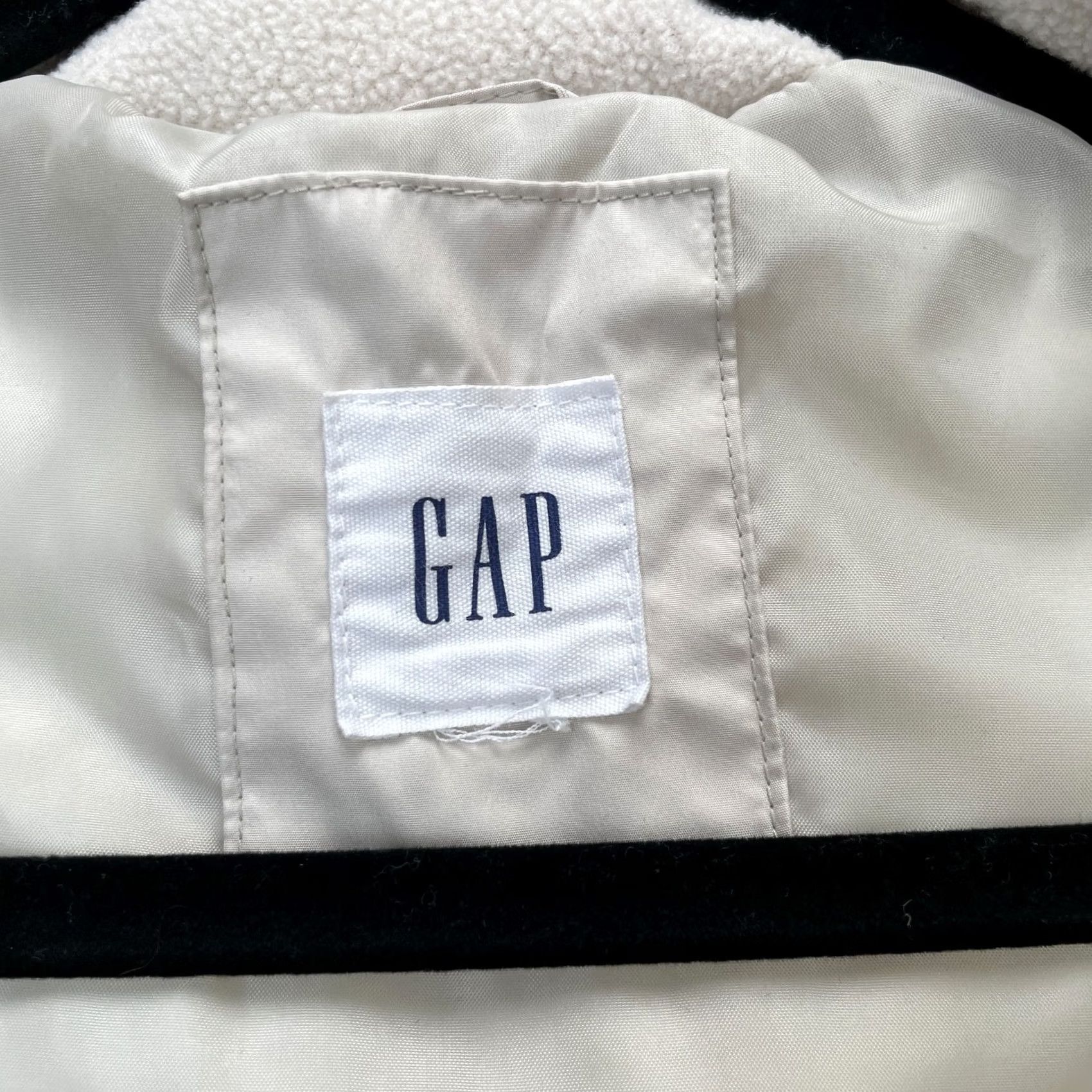 Gap Gap Vest Womens XS Beige ColdControl Lite Quilted Puffer Lined Full Zip Size XS / US 0-2 / IT 36-38 - 4 Thumbnail