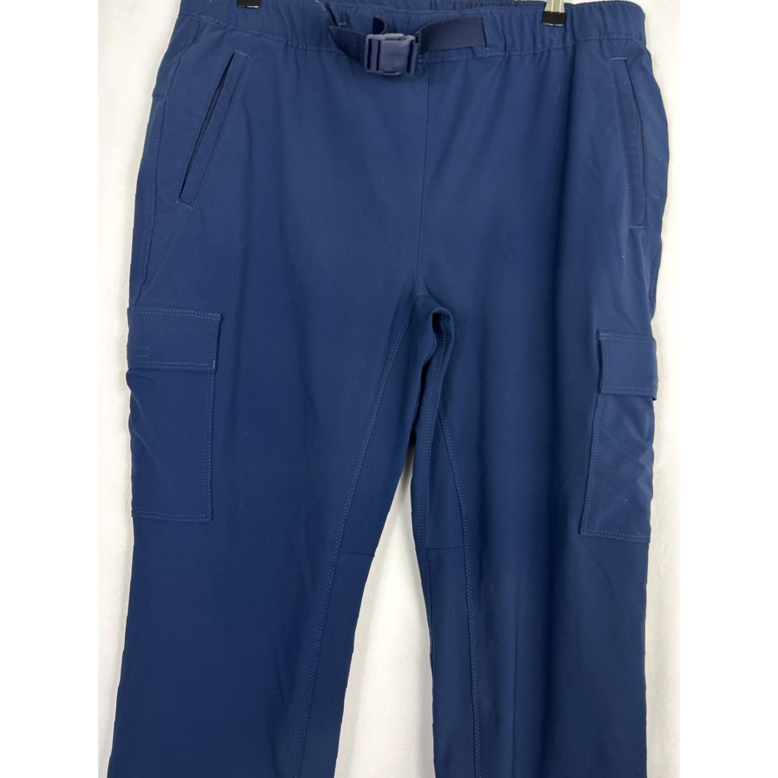 Eddie Bauer Eddie Bauer Womens Size 16 Travex Belted Navy Pants Cargo Cropped 36x23 Size 38" / US 16 / IT 52 - 3 Thumbnail