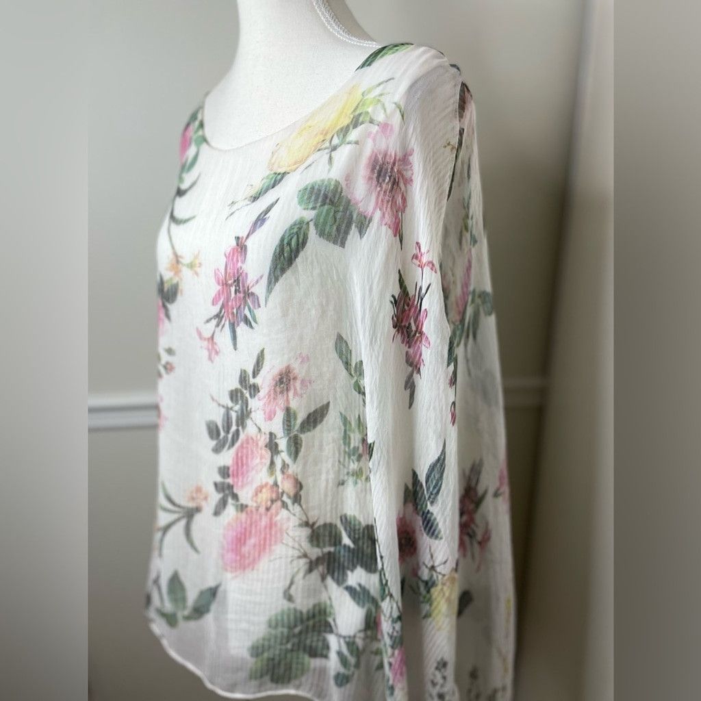 Other Made in Italy Silk Sheer Floral Overlay Cape Top Size XL / US 12-14 / IT 48-50 - 2 Thumbnail