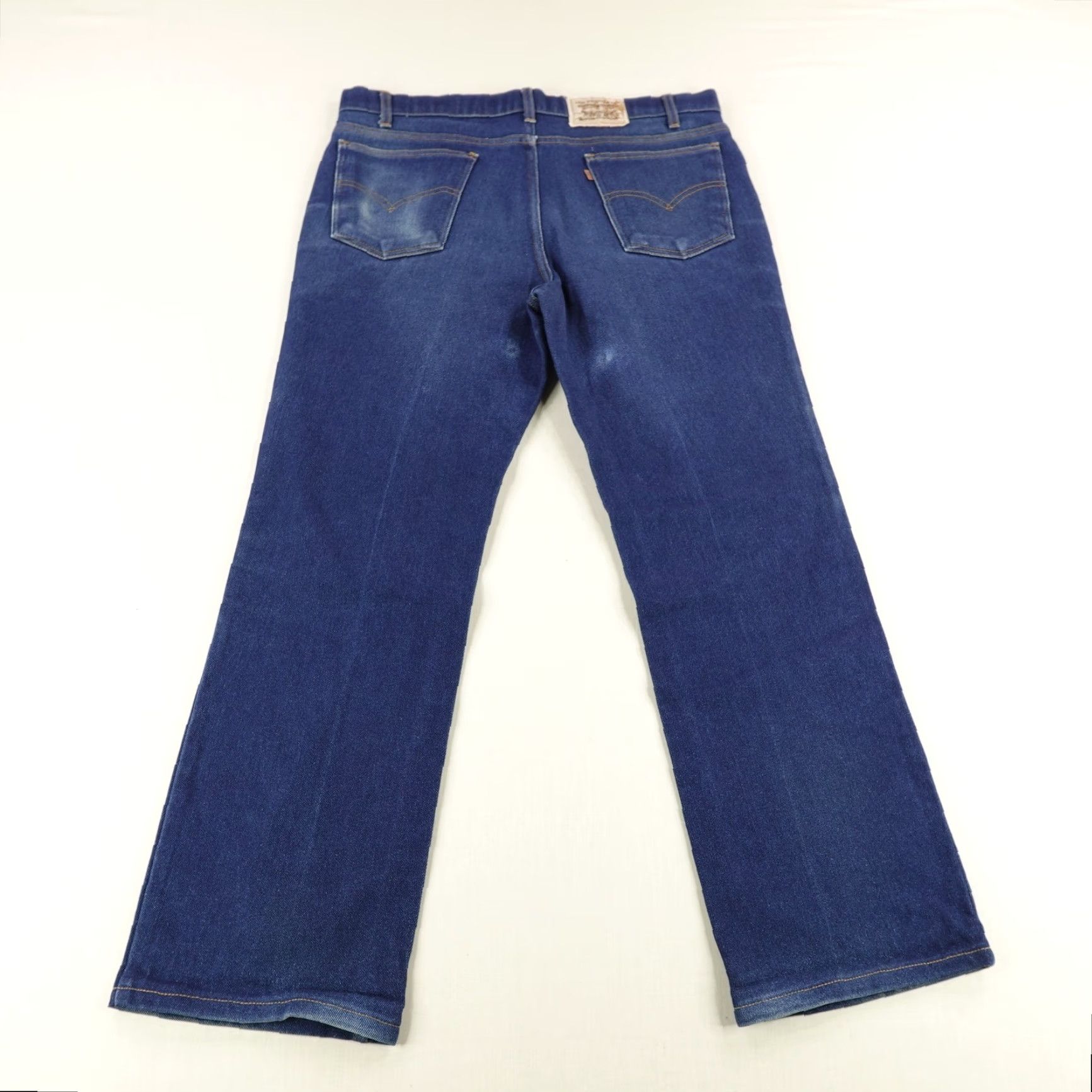 Levi's VINTAGE Levi's Jeans Mens 38x31 Blue Denim 547 Brown Tab Faded Straight Leg 90s Levis 5047-2317 Mens Jeans Size US 38 / EU 54 - 4 Thumbnail