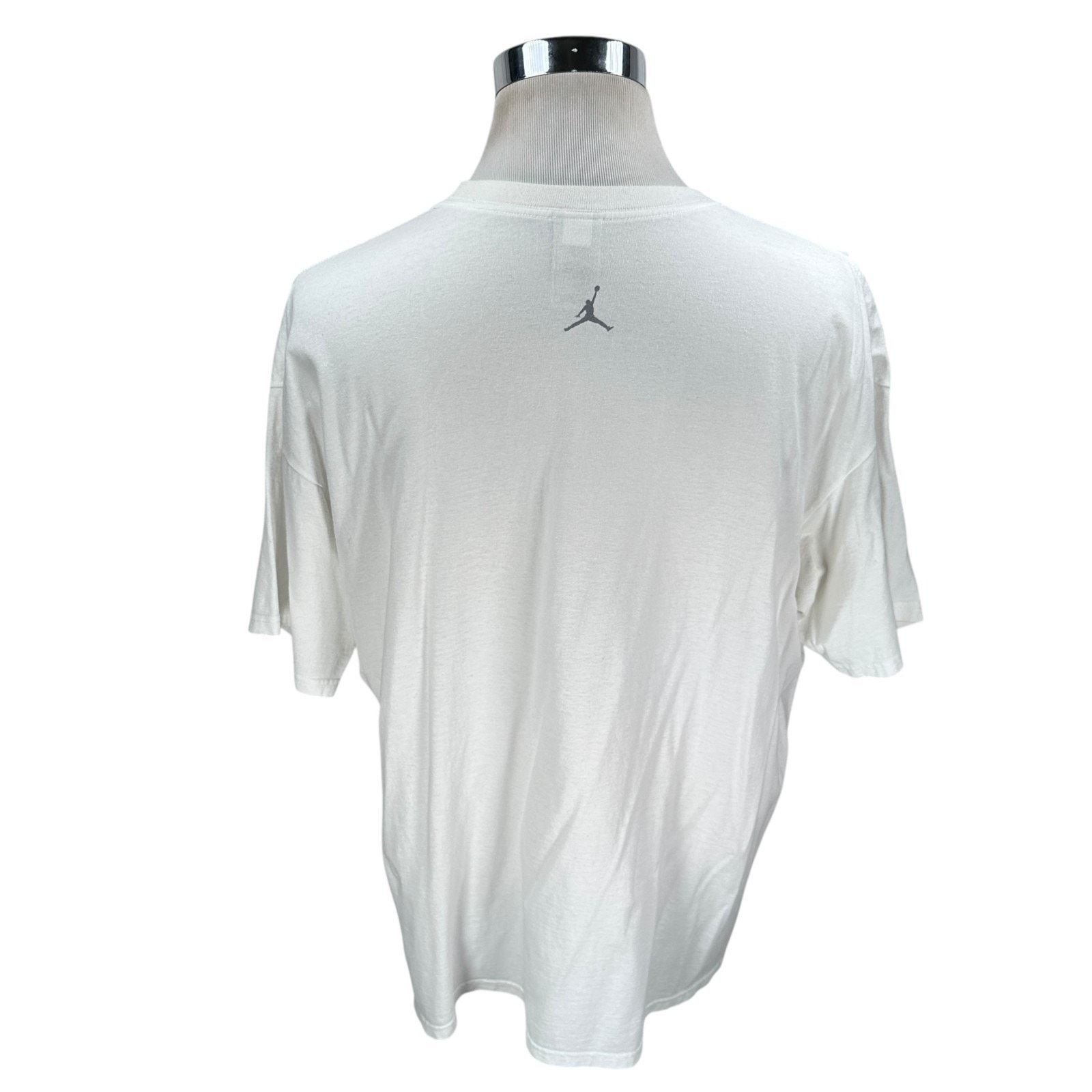 Nike Vintage Nike Jordan 5 T-Shirt Men XL White Short Sleeve Size US XL / EU 56 / 4 - 4 Thumbnail