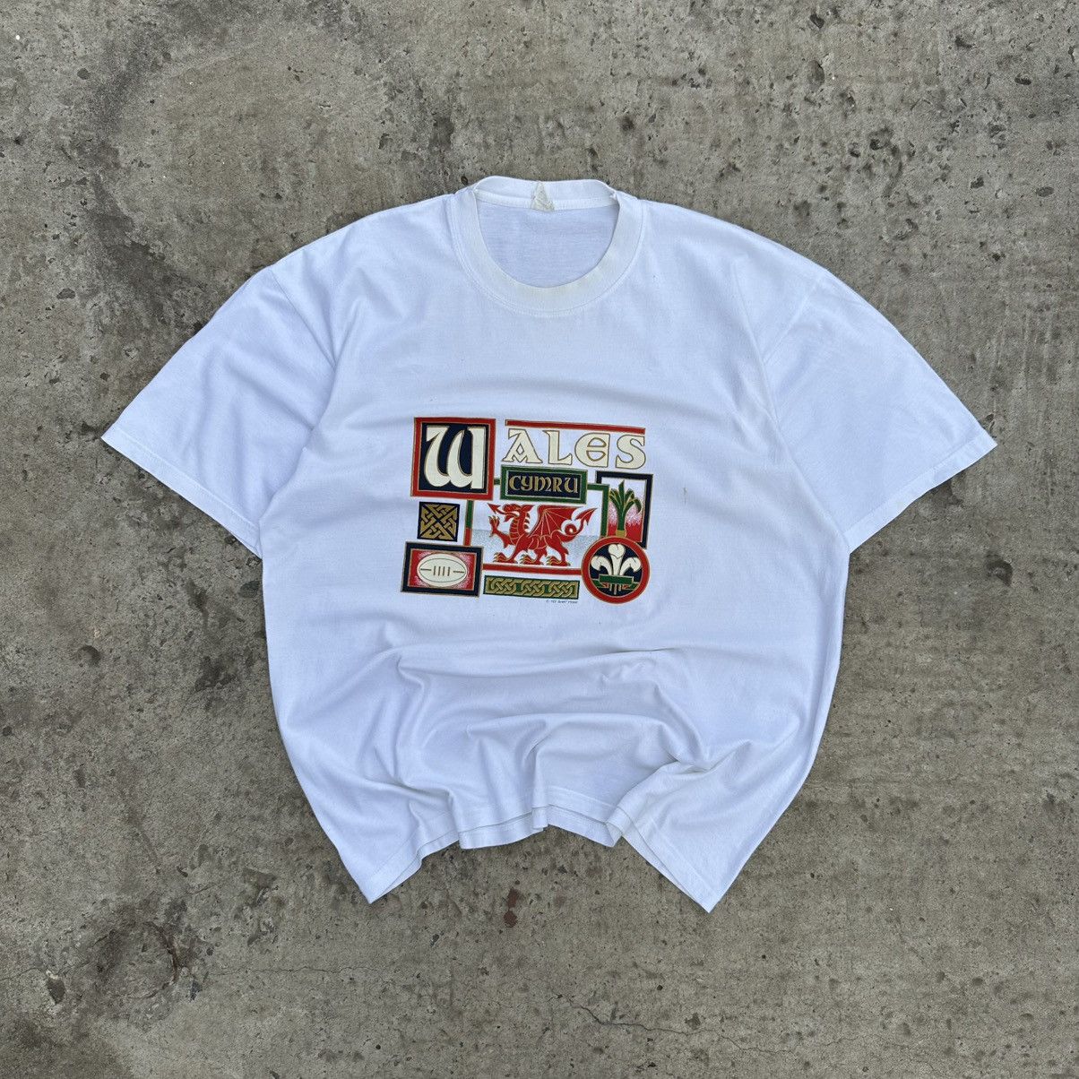 Vintage Japanese Style Adult Wales Cymru T-shirts Rugby Y2K
