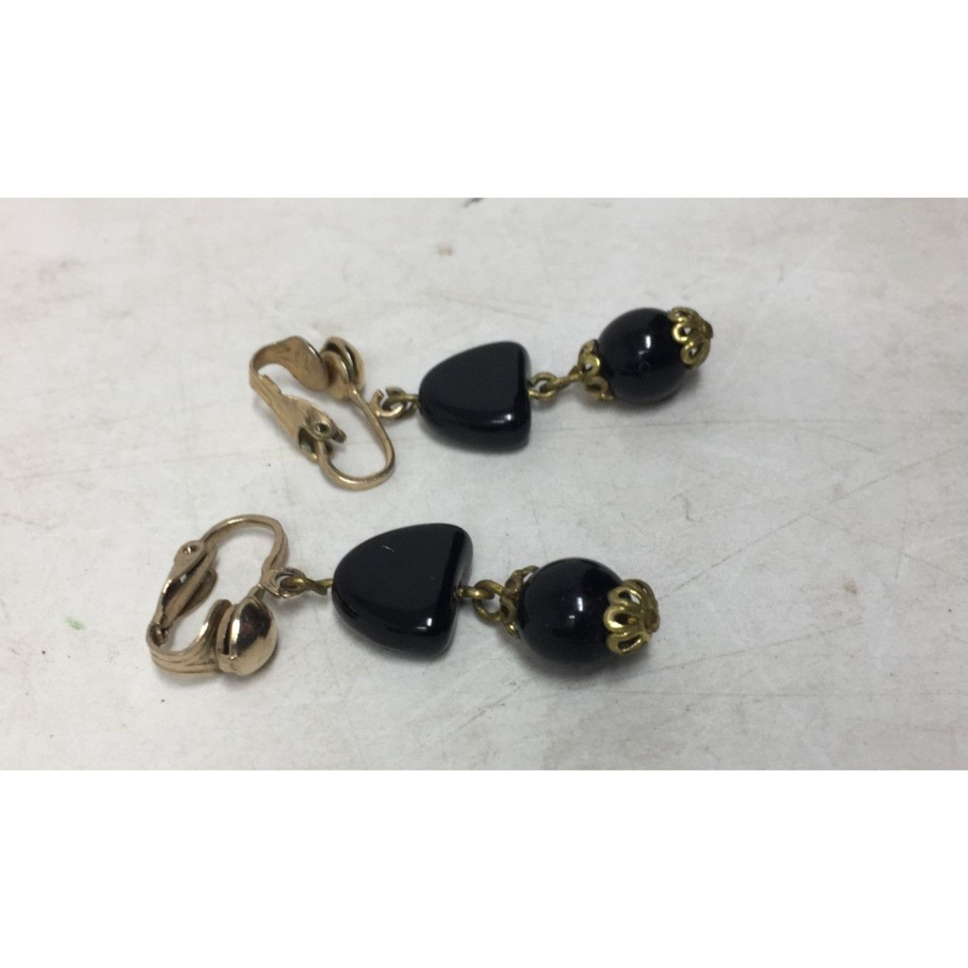 Other Women's Vintage Black and Gold Tone Dangle Clip on Earrings Size ONE SIZE - 5 Thumbnail