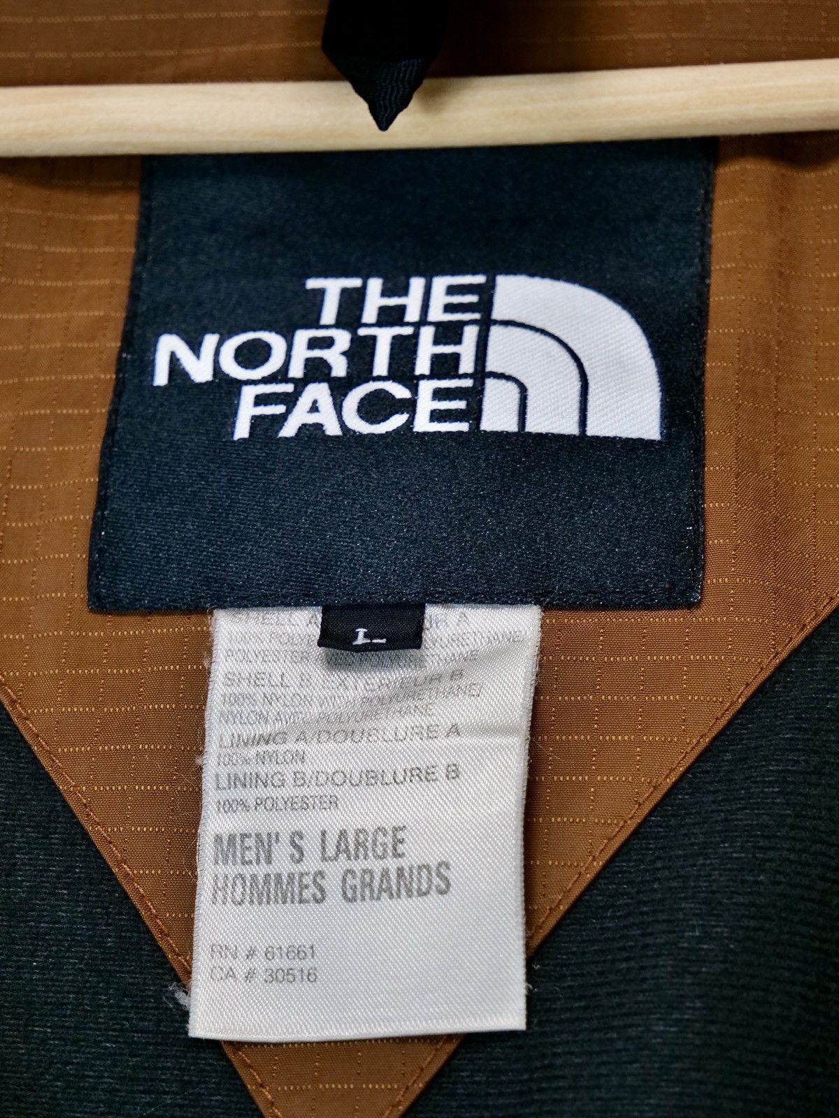 The North Face Very Rare Brown 90s Center Logo Nylon North Face Jacket Size US L / EU 52-54 / 3 - 14 Thumbnail