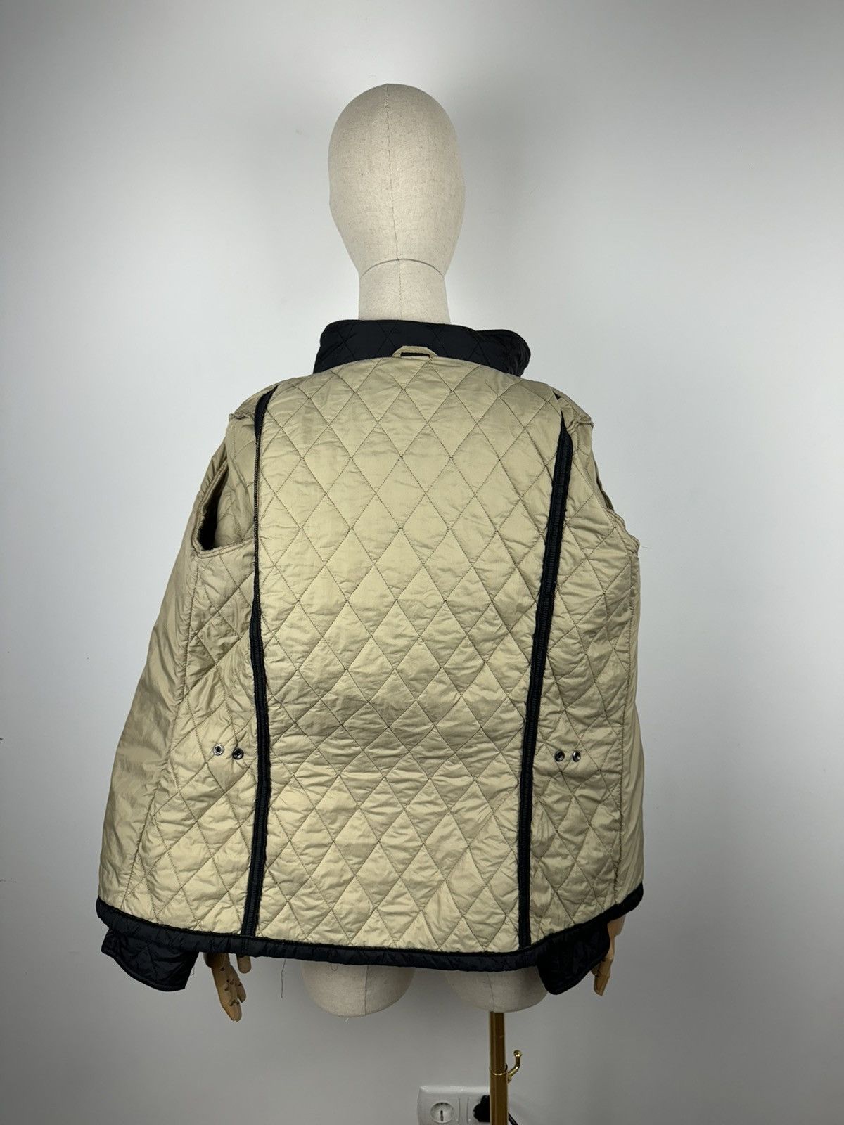 Barbour Women’s Vintage Barbour Sarah Quilted Jacket size 12 Size XL / US 12-14 / IT 48-50 - 6 Thumbnail