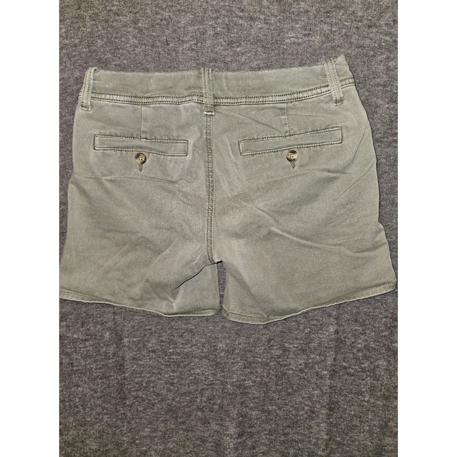 American Eagle Outfitters American Eagler Women's 0 Super Stretch Olive Green Midi Shorts Casual Preppy Size 25" / US 0 / IT 36 - 7 Thumbnail