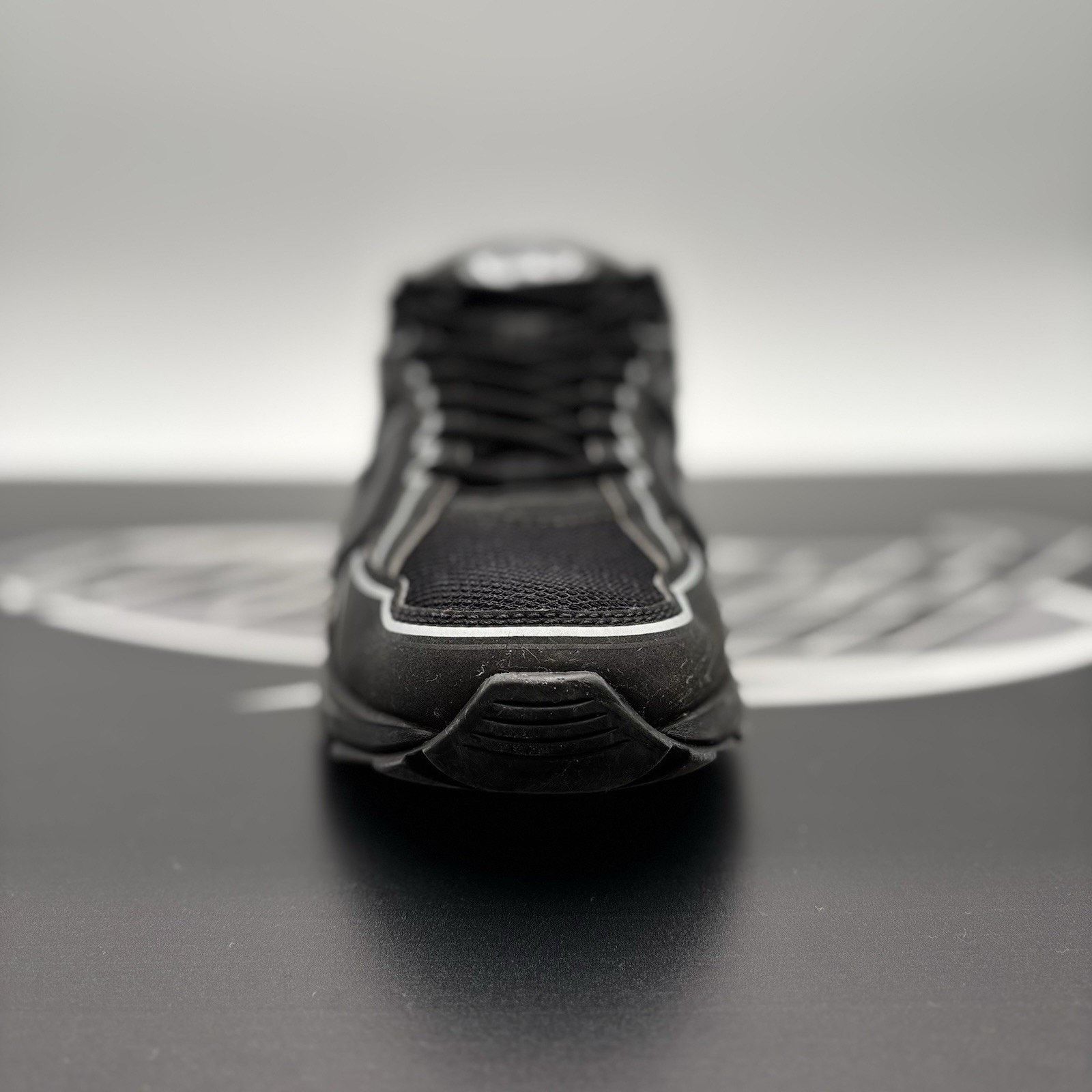 Dior Dior B30 Reflective Sneaker ' Black ' | GOOD CONDITION! Size US 8 / EU 41 - 6 Thumbnail