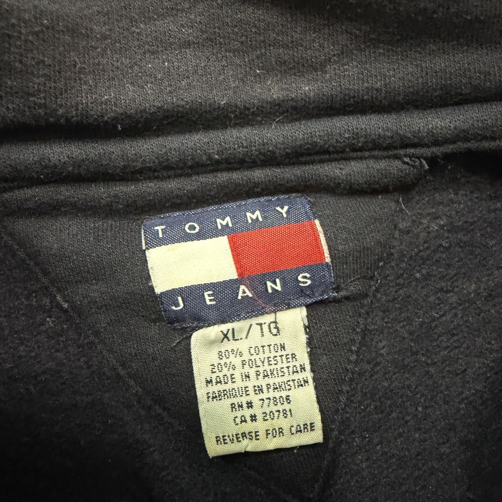 Tommy Hilfiger Vintage Tommy Hilfiger 1/4 Zip Sweatshirt Men's XL Blue Red Size US XL / EU 56 / 4 - 4 Thumbnail