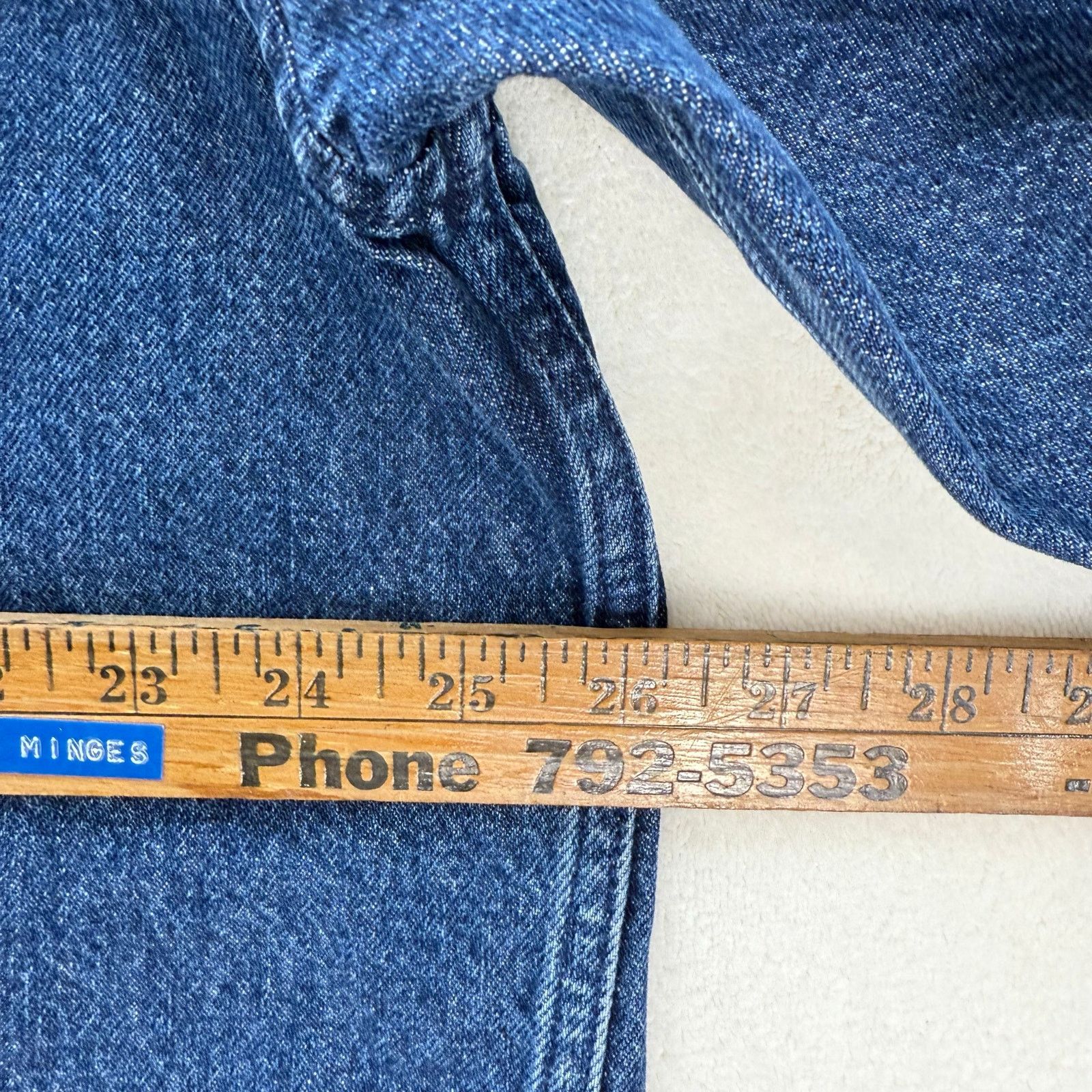 Hugo Boss HUGO BOSS MEN'S XLARGE RELAXED FIT DENIM SHIRT BLUE THICK Size US XL / EU 56 / 4 - 4 Thumbnail