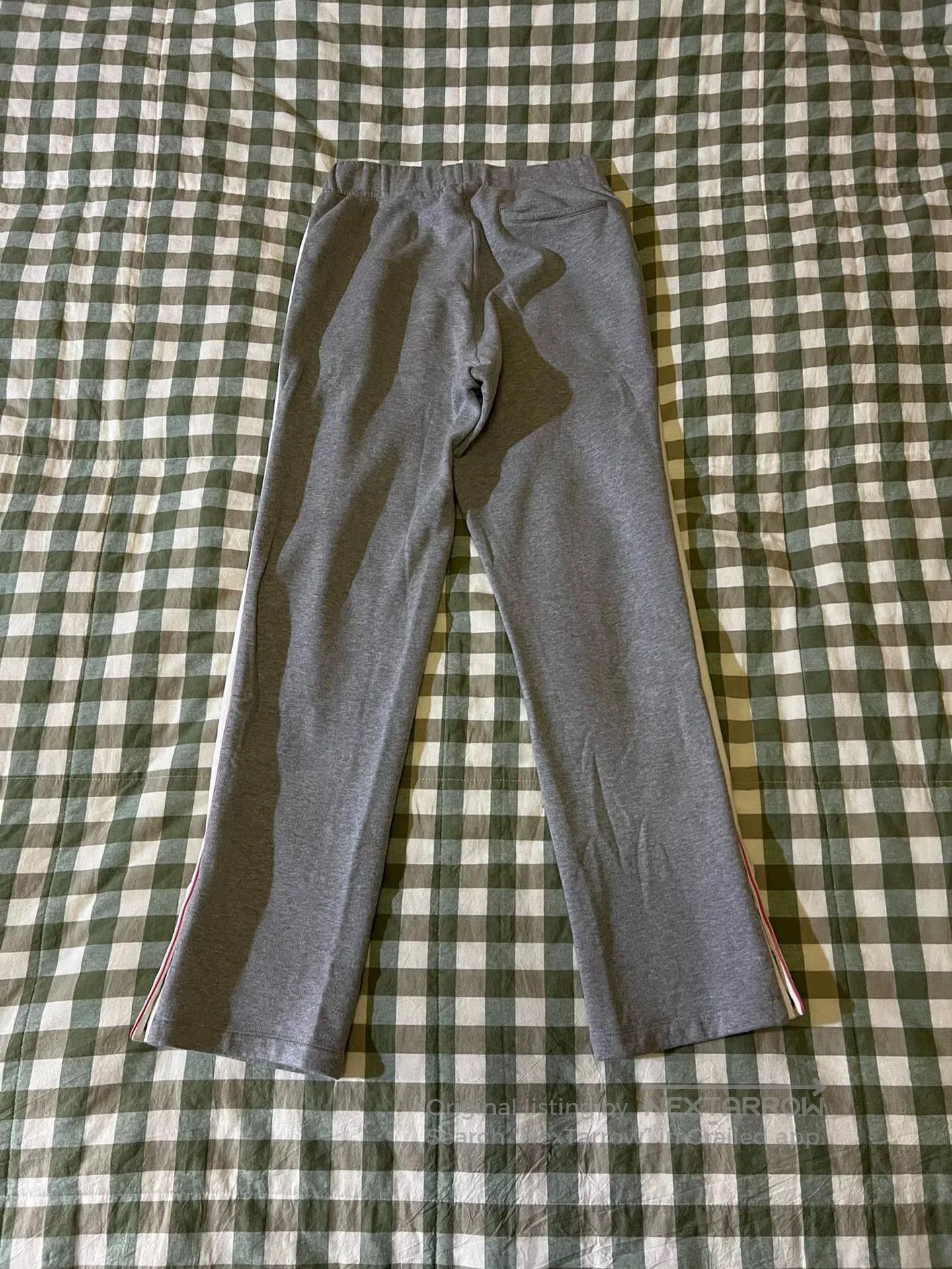 Valentino valentino gray pink stripe casual pants. Size 23" - 5 Thumbnail
