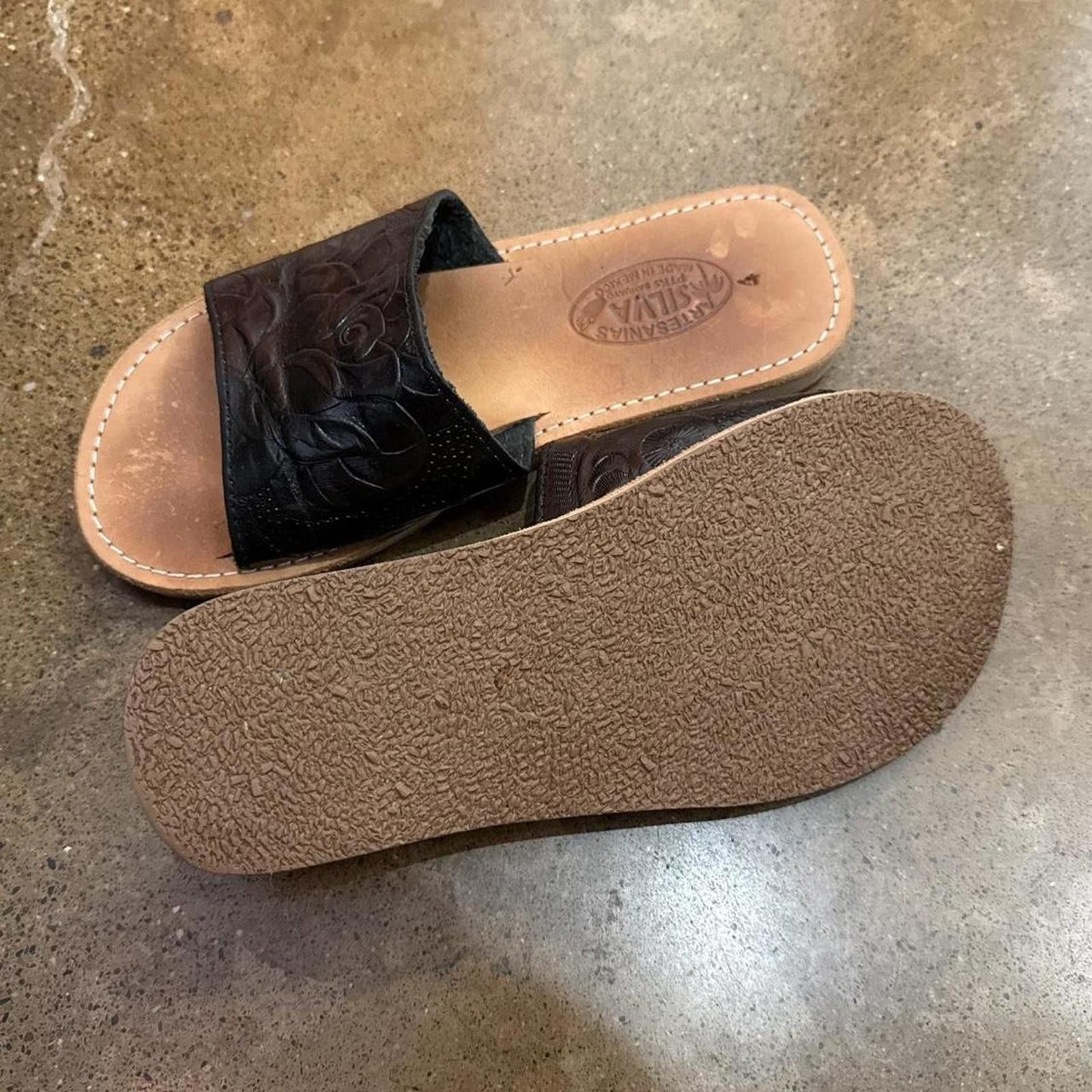 Other Handmade Tooled Leather Slide Sandals Size US 6.5 / IT 36.5 - 4 Thumbnail