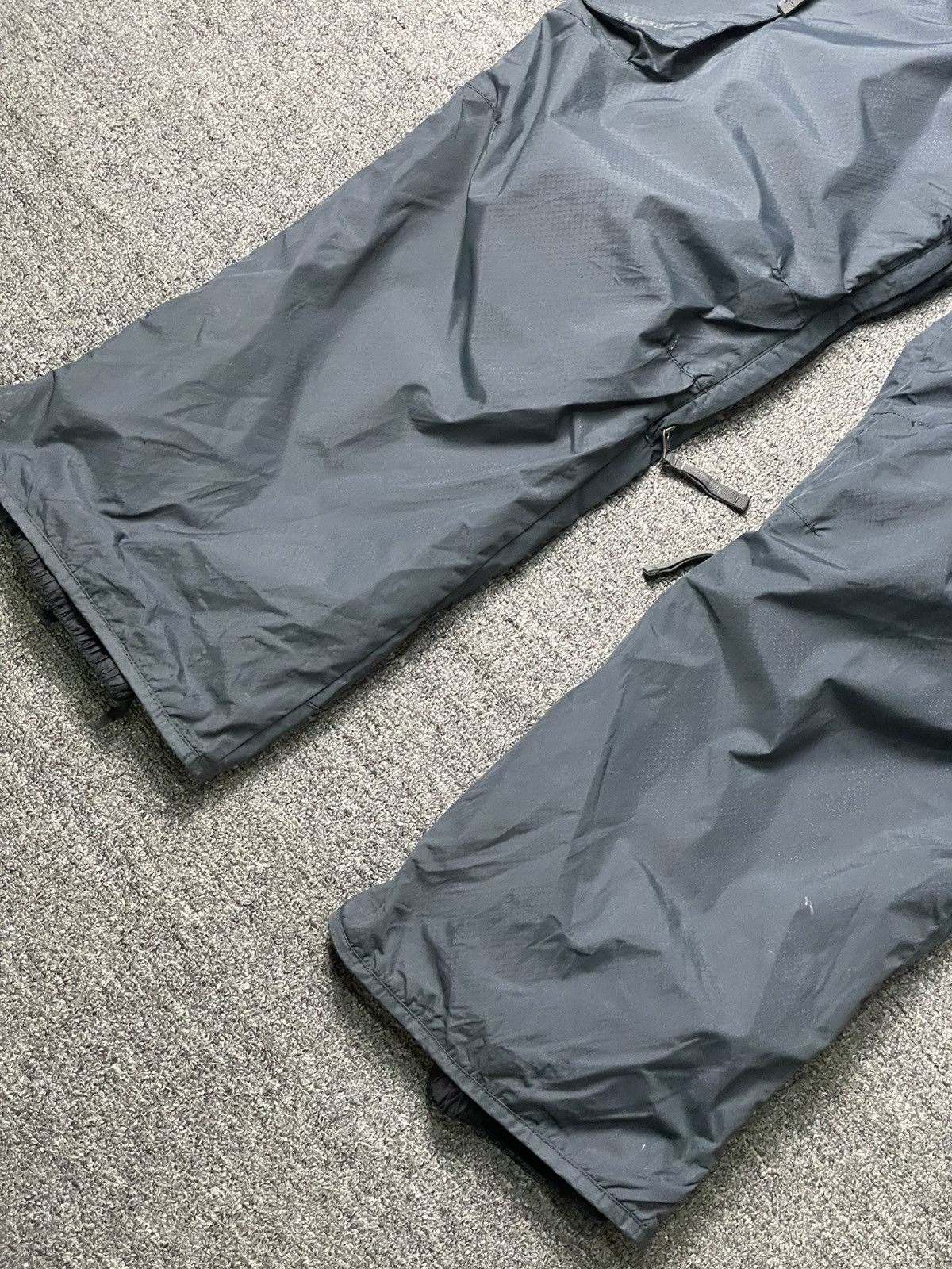 Japanese Brand × Vintage Kissmark Japanese Brand Nylon Cargo Pants (109) Size US 29 - 2 Thumbnail