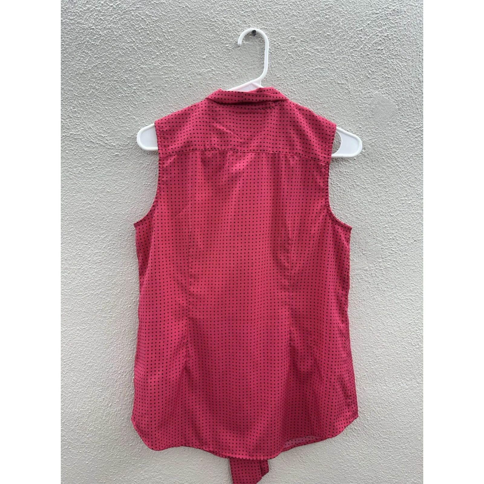 Tommy Hilfiger Tommy Hilfiger Womens Tank Top Button Up Pink Polka Dotted Necktie Size Medium Size M / US 6-8 / IT 42-44 - 6 Thumbnail