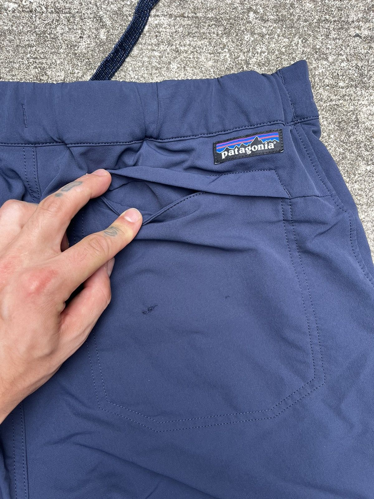 Patagonia Patagonia Goretex Outdoor Pants Size US 30 / EU 46 - 7 Thumbnail