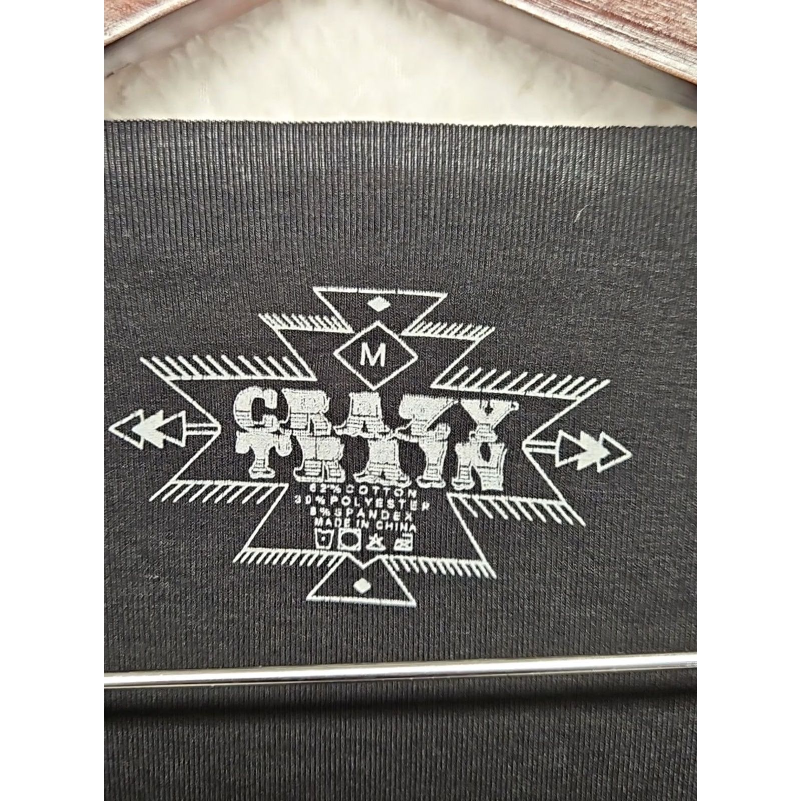 Vintage Crazy Train Womens V Neck Tee Black Western Aztec Graphic Short Sleeve Medium Size M / US 6-8 / IT 42-44 - 4 Thumbnail