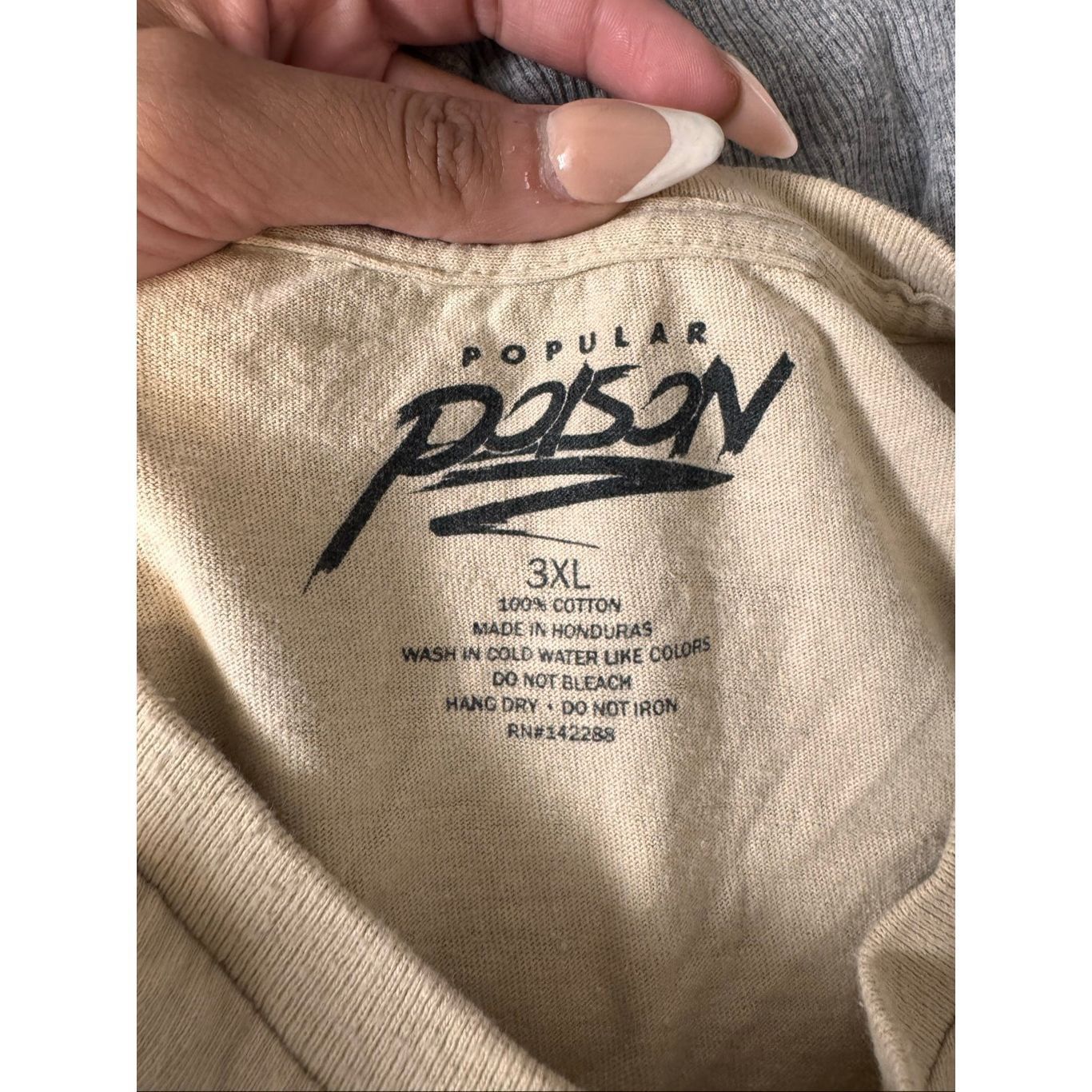 Other Popular Poison Tokyo Floral Graphic Tee Men’s 3XL Beige Size US XXL / EU 58 / 5 - 3 Thumbnail