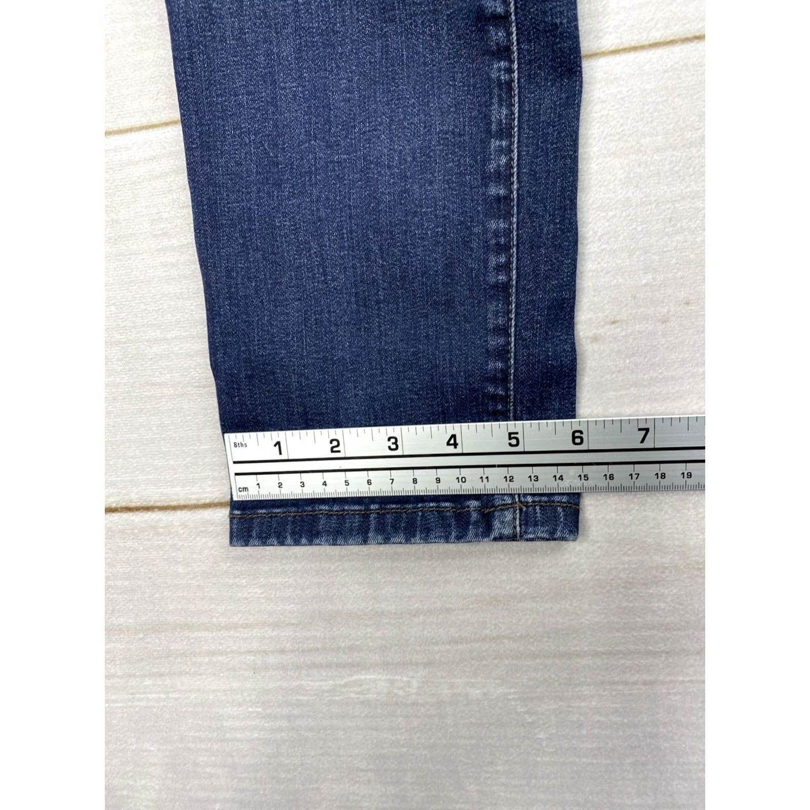 Vintage VINTAGE Level 99 Lily Crop Jeans Womens 27 Dark Distressed Skinny Stretch Denim Blue Cotton Blend Slim Crop Womens Size 27" / US 4 / IT 40 - 6 Thumbnail