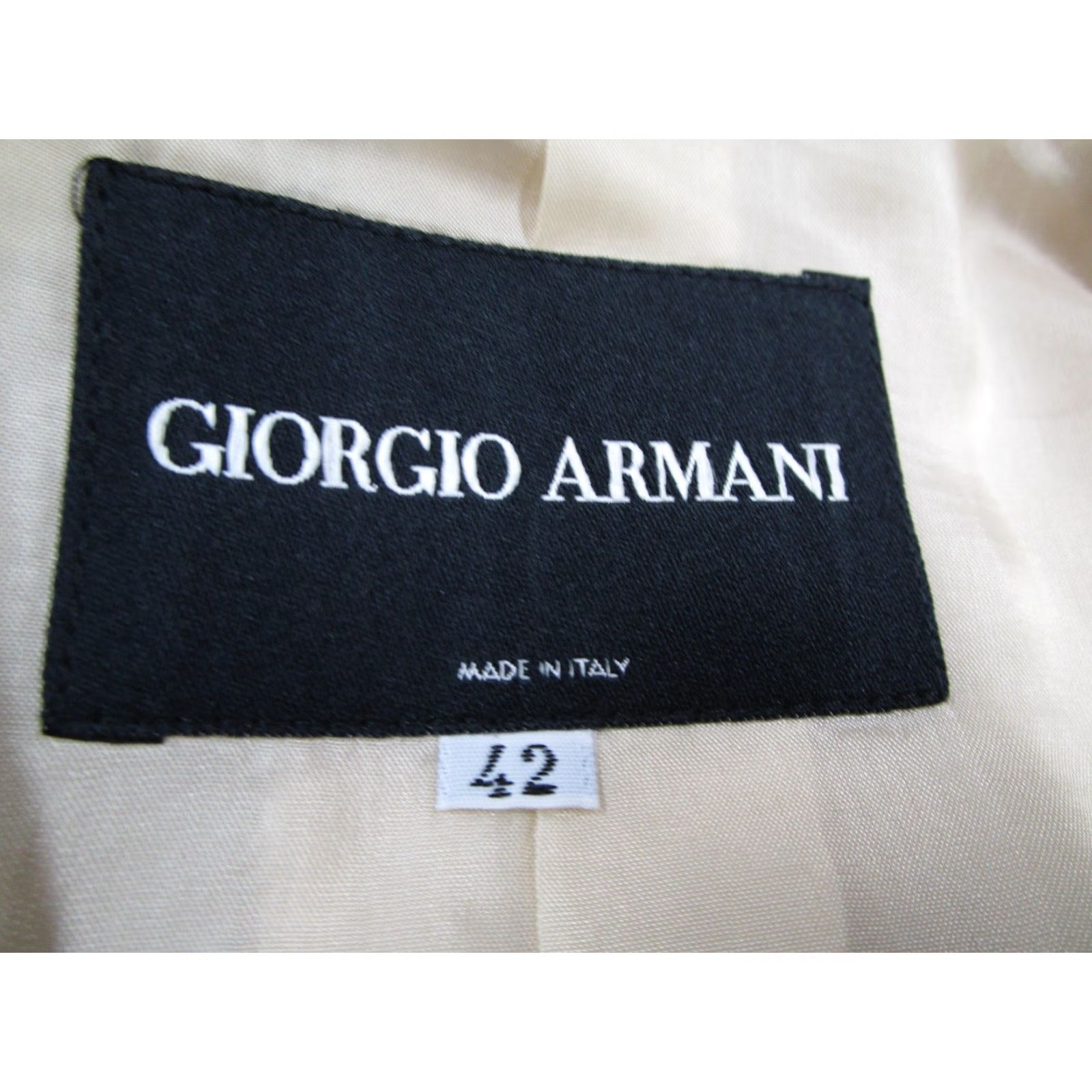 Giorgio Armani Giorgio Armani Blazer Womens IT 42 Beige Viscose Linen Tailored Single-Breasted Workwear Made in Italy Size M / US 6-8 / IT 42-44 - 2 Thumbnail