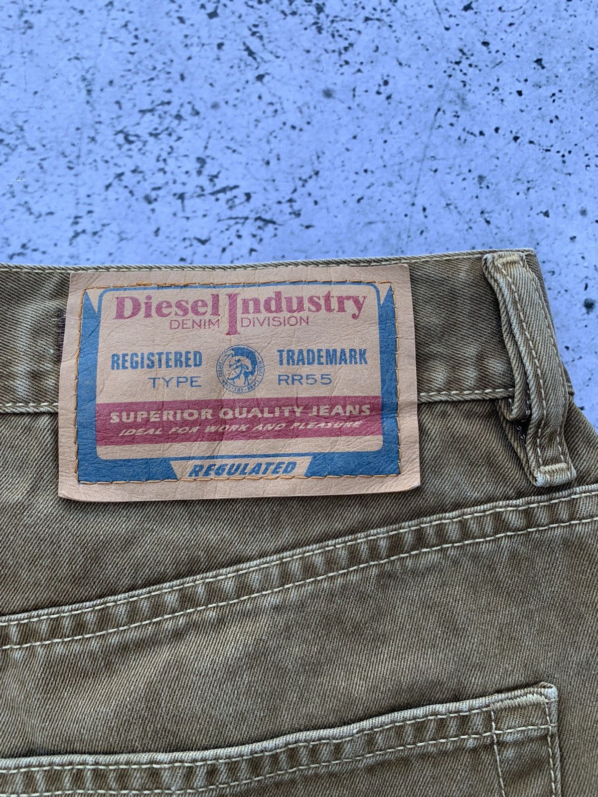 Diesel × Vintage Vintage Diesel Basic Jeans Shorts Brown Size US 31 - 4 Thumbnail