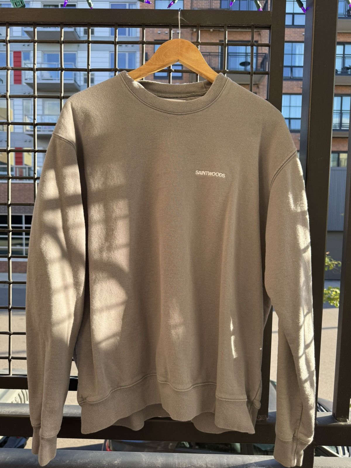 Saintwoods Saintwoods Grey Box Logo Crewneck Size US M / EU 48-50 / 2 - 1 Thumbnail