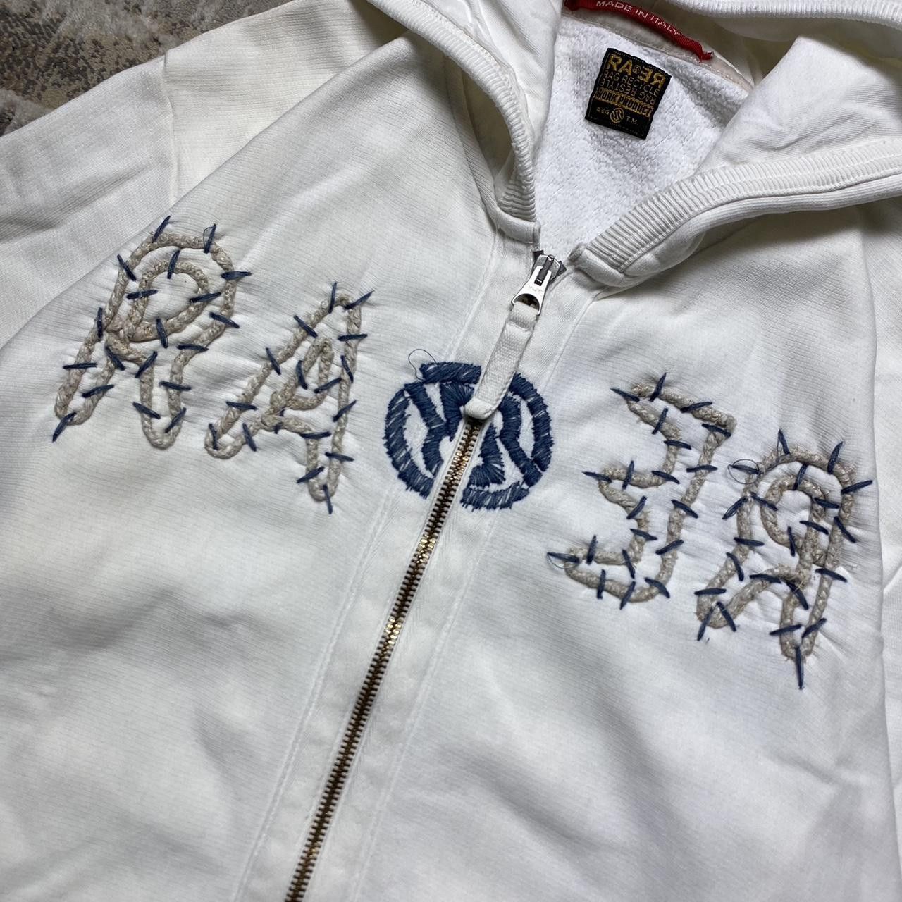 Japanese Brand 00s Embroidered Zip Hoodie White L Size US L / EU 52-54 / 3 - 3 Thumbnail