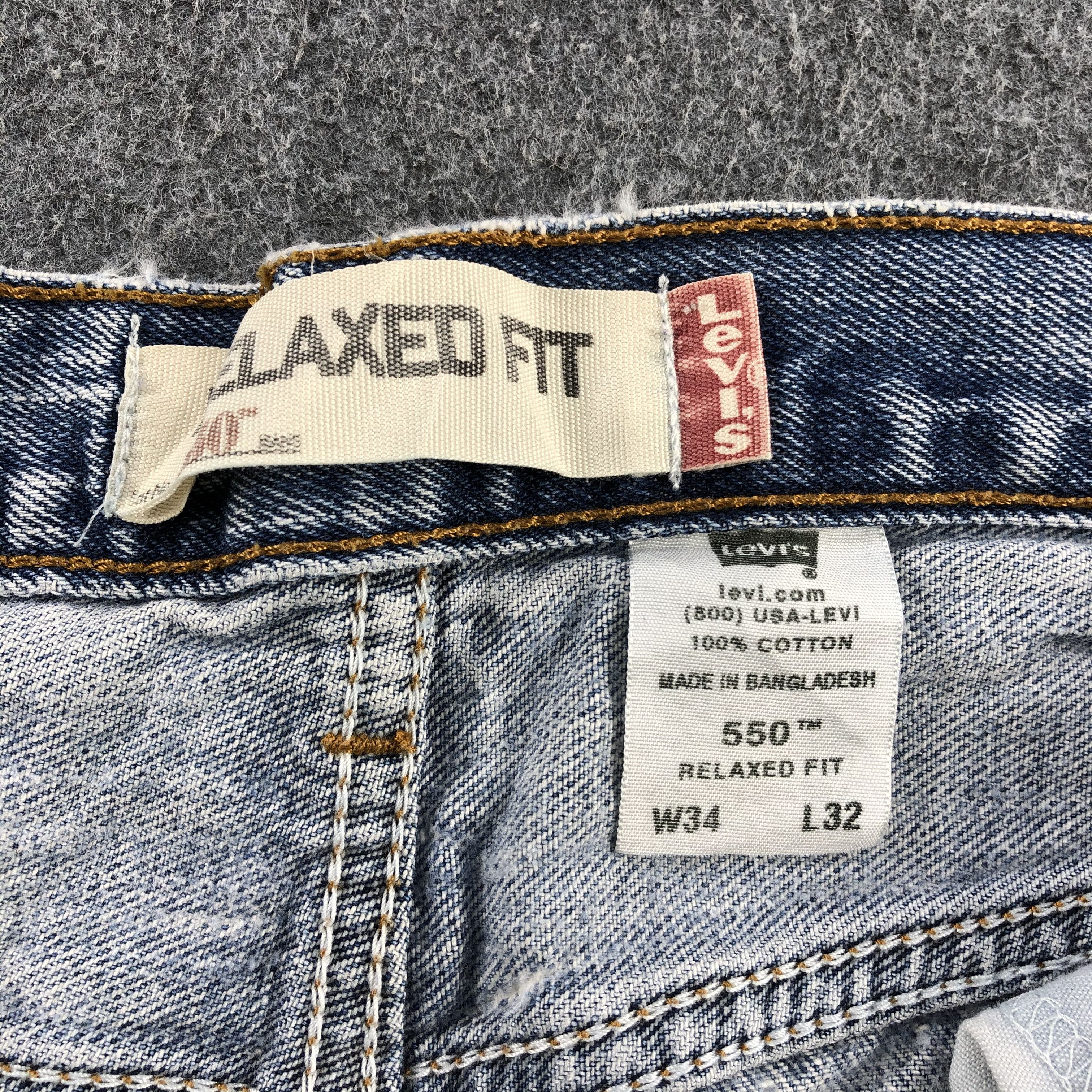 Levi's Distressed Vintage Levis 550 Jeans Light Wash Denim-J1046 Size US 33 - 10 Thumbnail