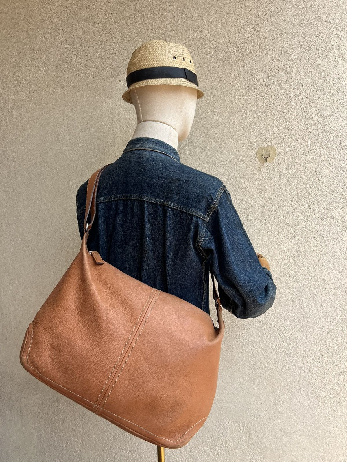 Leather Vintage Tsuchiya Kaban Distressed Muddy Patina Leather Bag Size ONE SIZE - 1 Thumbnail