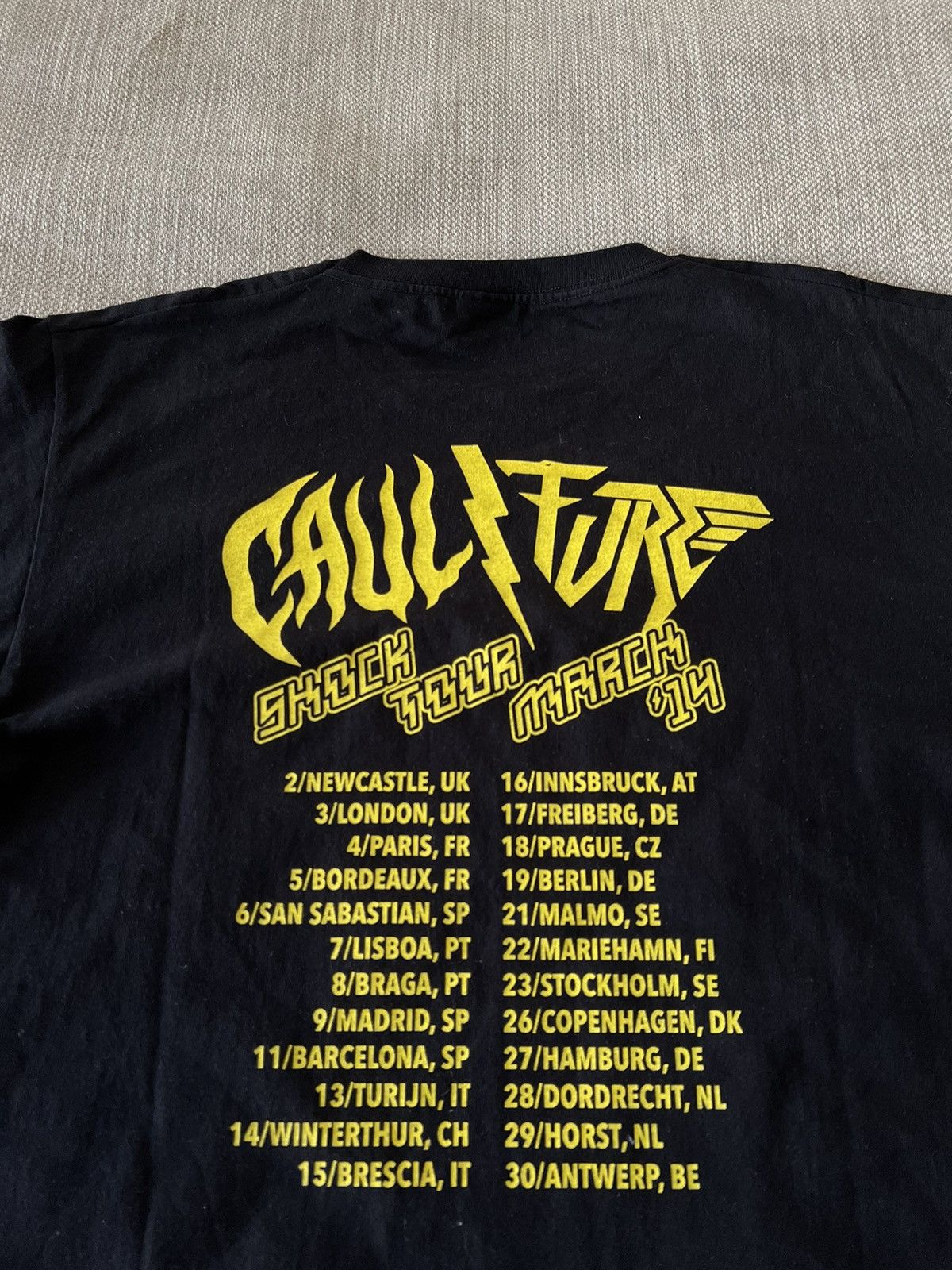 Band Tees Cauldron Band Tee T-Shirt heavy metal Size US XL / EU 56 / 4 - 7 Thumbnail