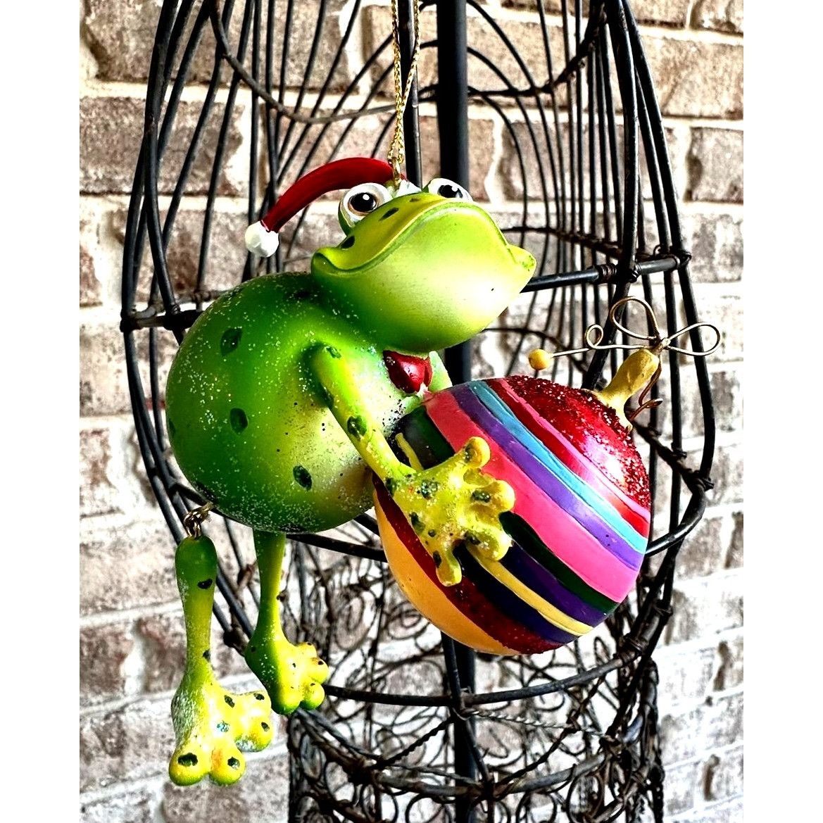 Vintage Vintage Frog Ornament Christmas Dangling Legs Holding Orname Size ONE SIZE - 6 Thumbnail